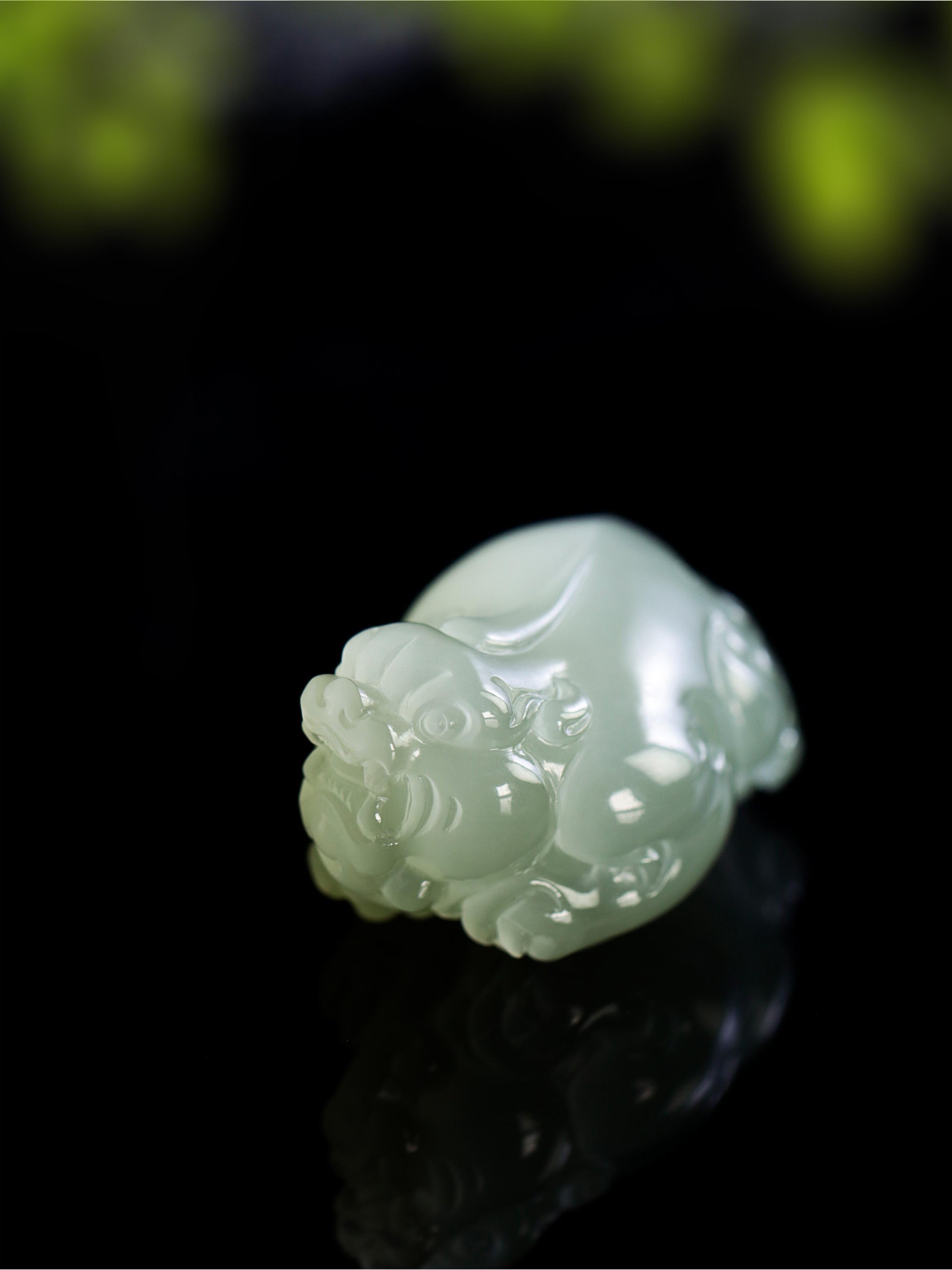 和田玉冰晴貔貅吊坠(yc188928)