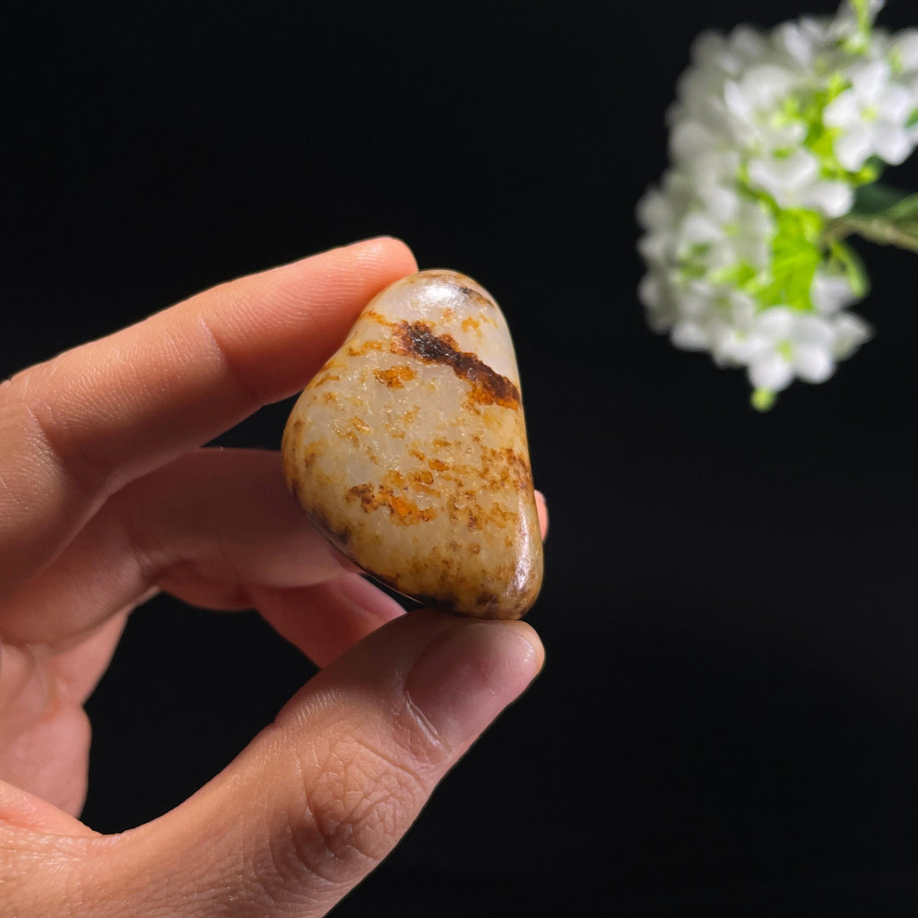和田玉白玉“云崖墨金”黑红皮籽料（yc324401）