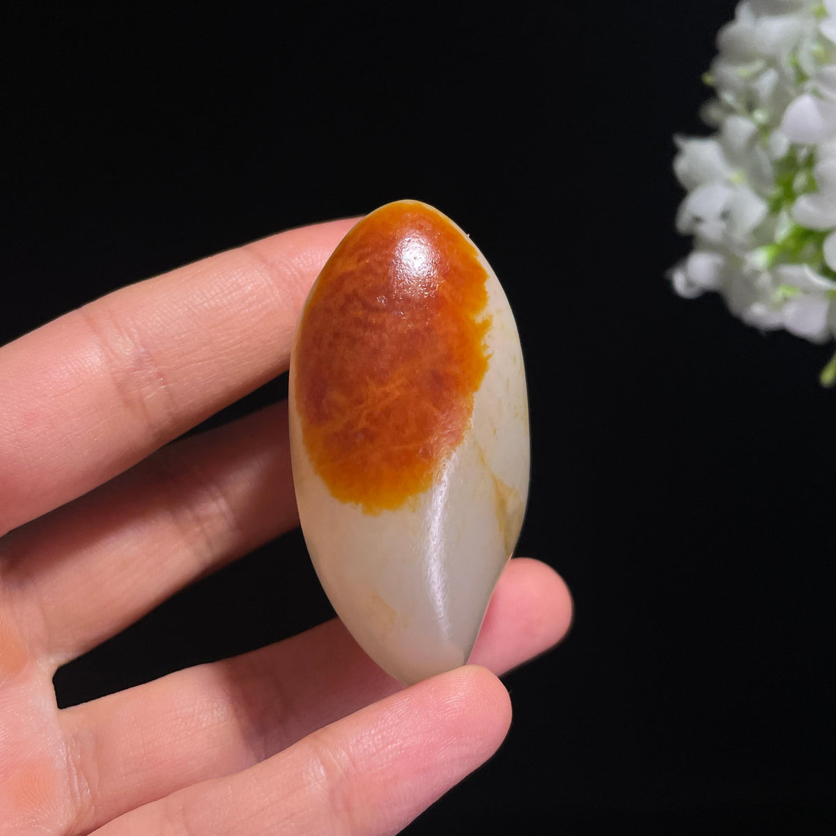 和田玉白玉“红冠素羽”洒金聚红皮籽料（yc344431）