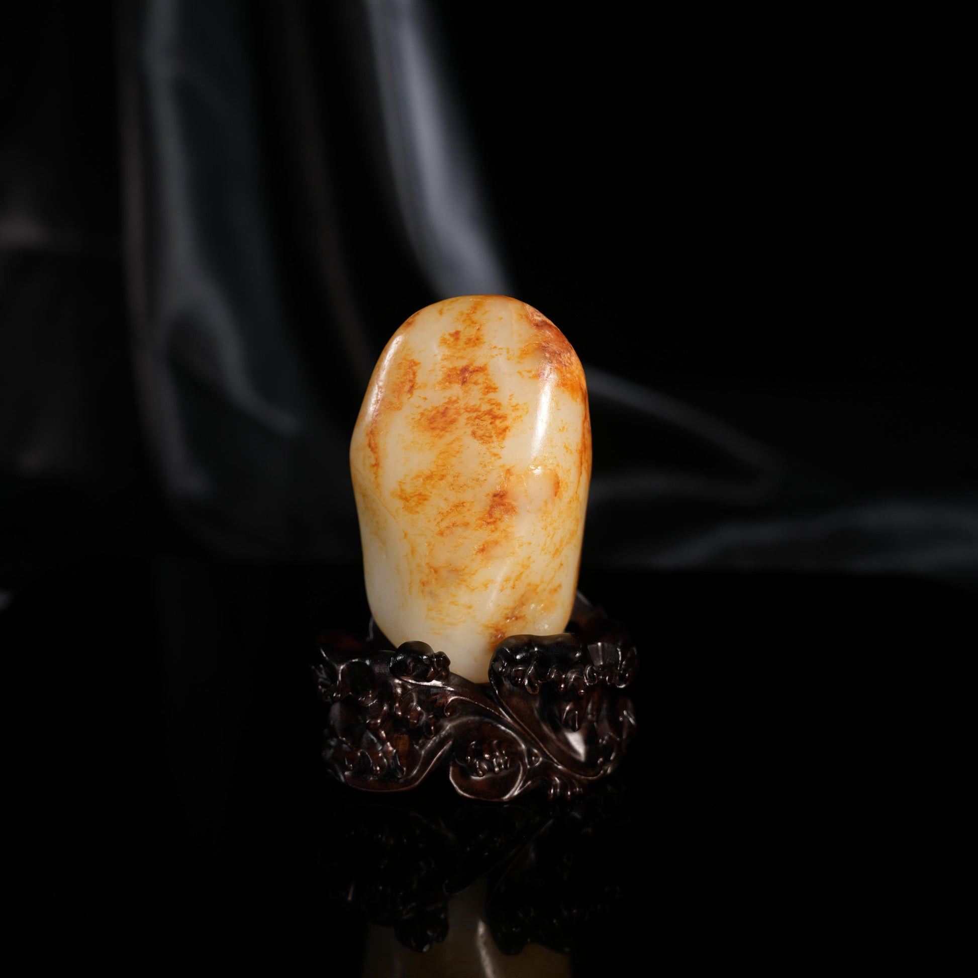 新疆和田玉“漫霞凝霜”白玉洒红皮籽料（yc450362）