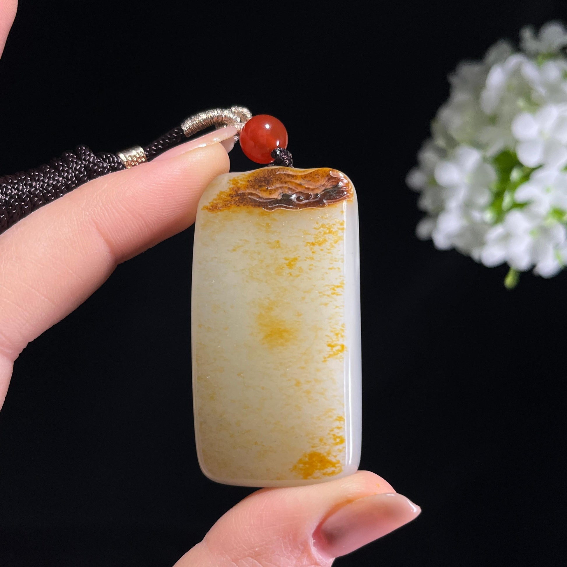 和田玉白玉洒金皮聚红皮籽料无事牌（yc372636）