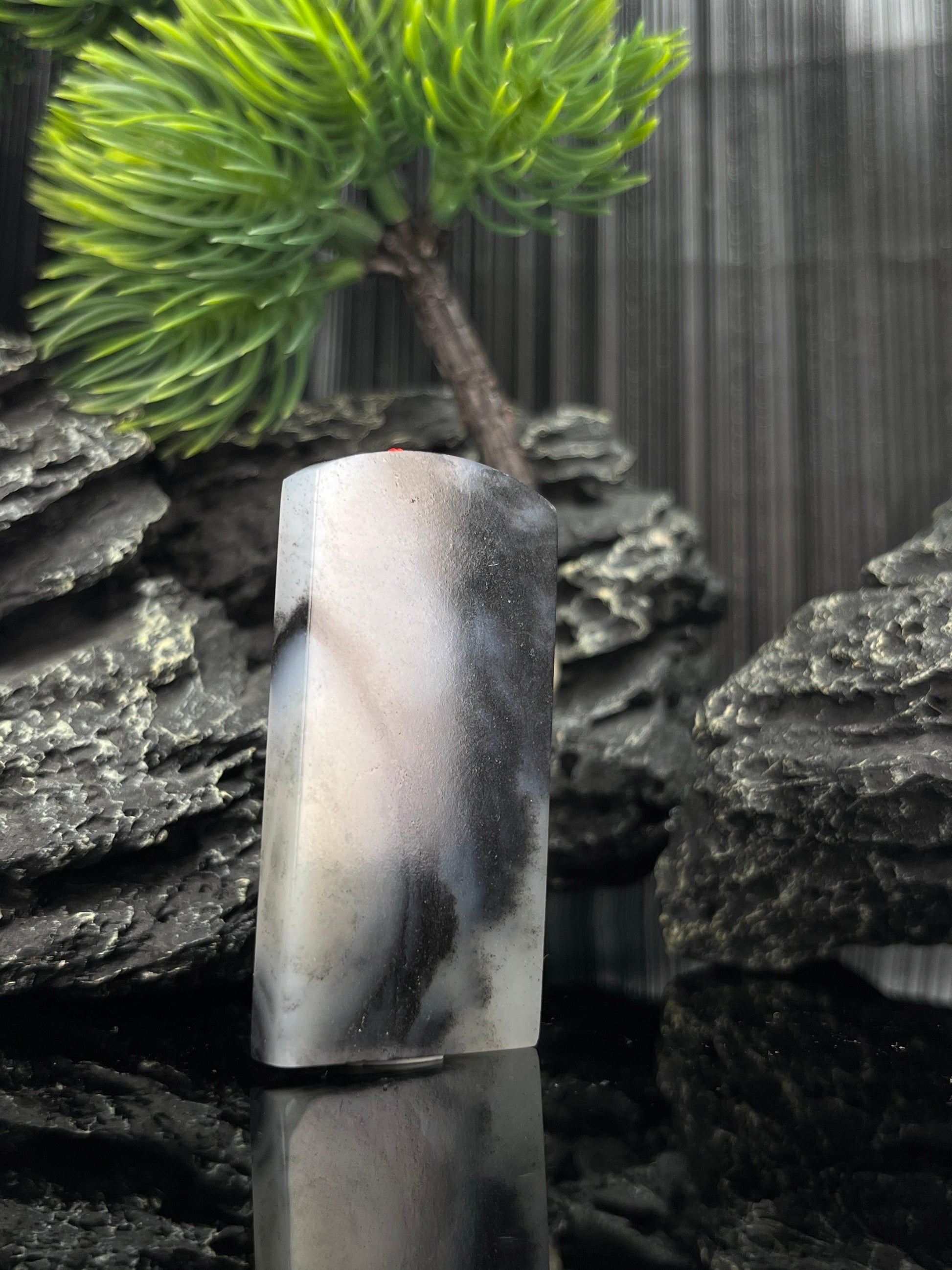 和田玉青花籽料“墨云素笺牌”（yc222790）