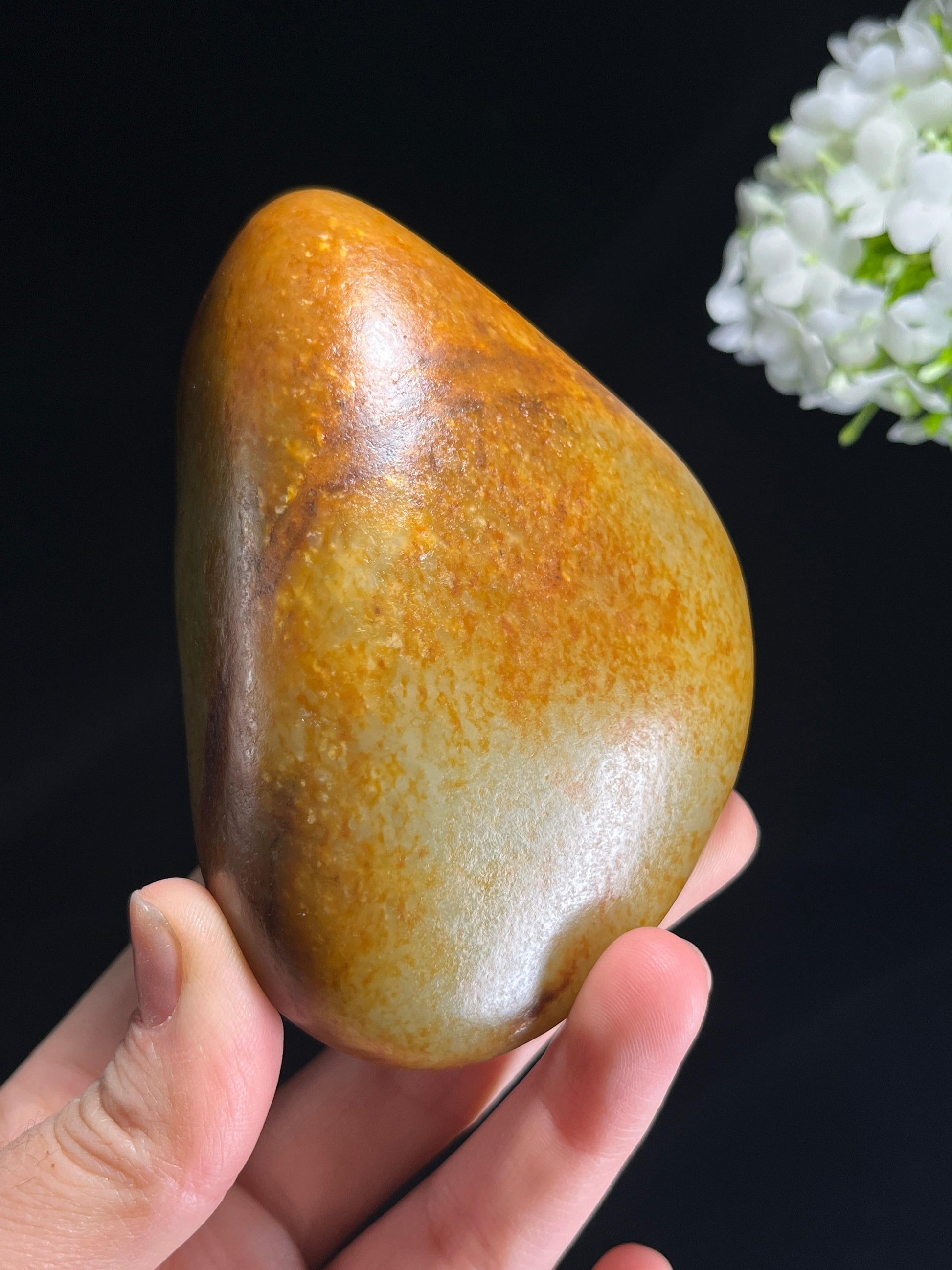 新疆天然和田玉光白籽料原石洒金皮小摆件（yc262848）