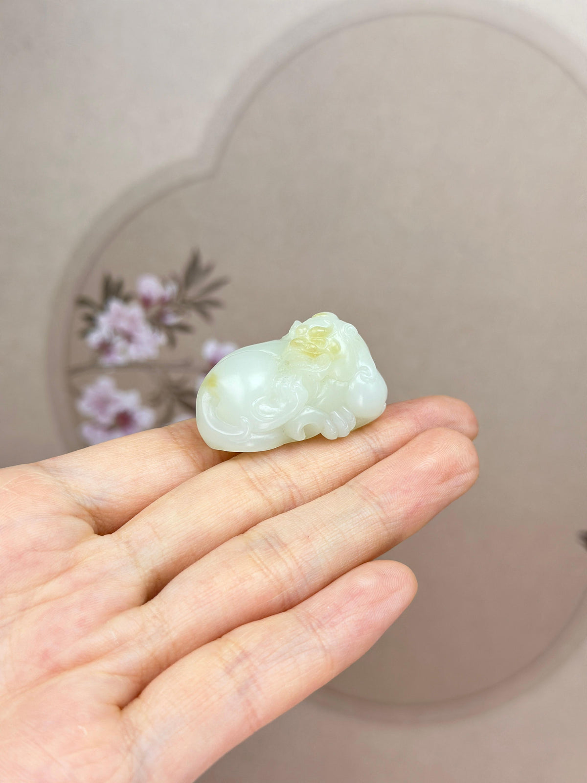 和田玉糖白貔貅挂件（yc775460）