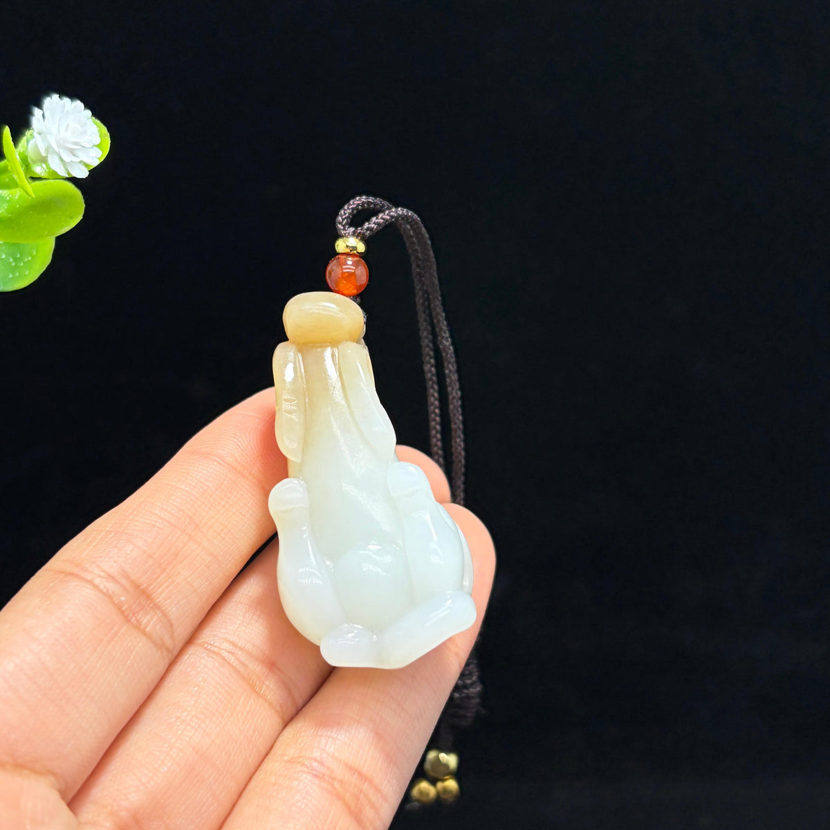 和田糖白玉立体马挂件（yc773748）