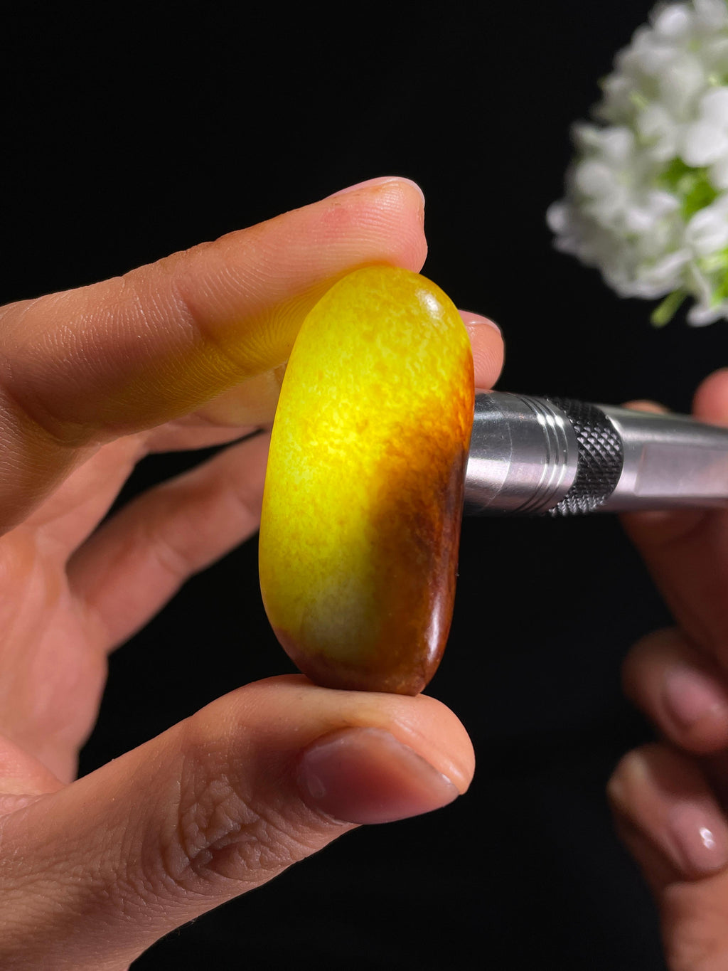 和田玉青白种洒金聚红籽料原石（yc265222）