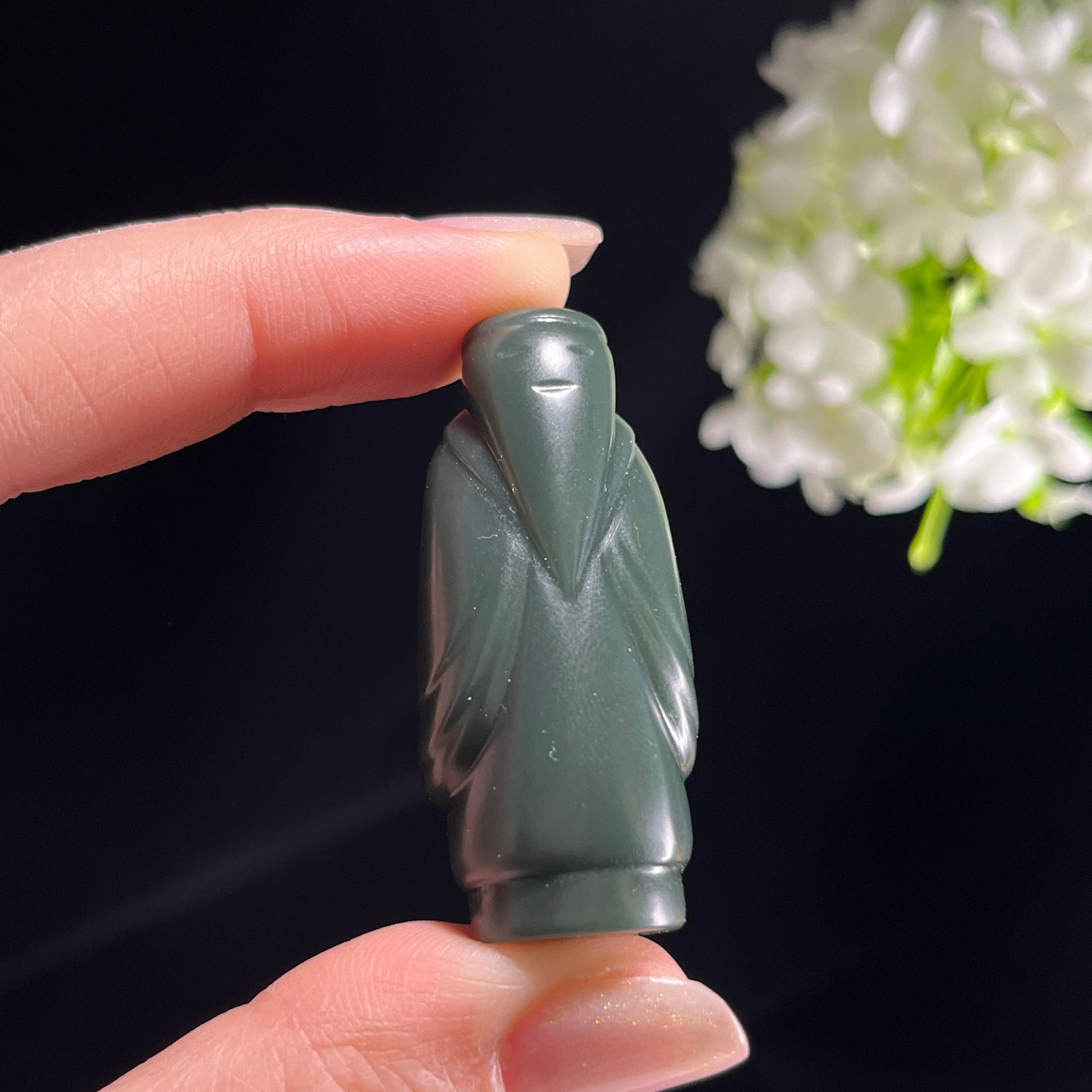 新疆天然和田玉沙枣青翁仲雕刻挂件（yc353807）