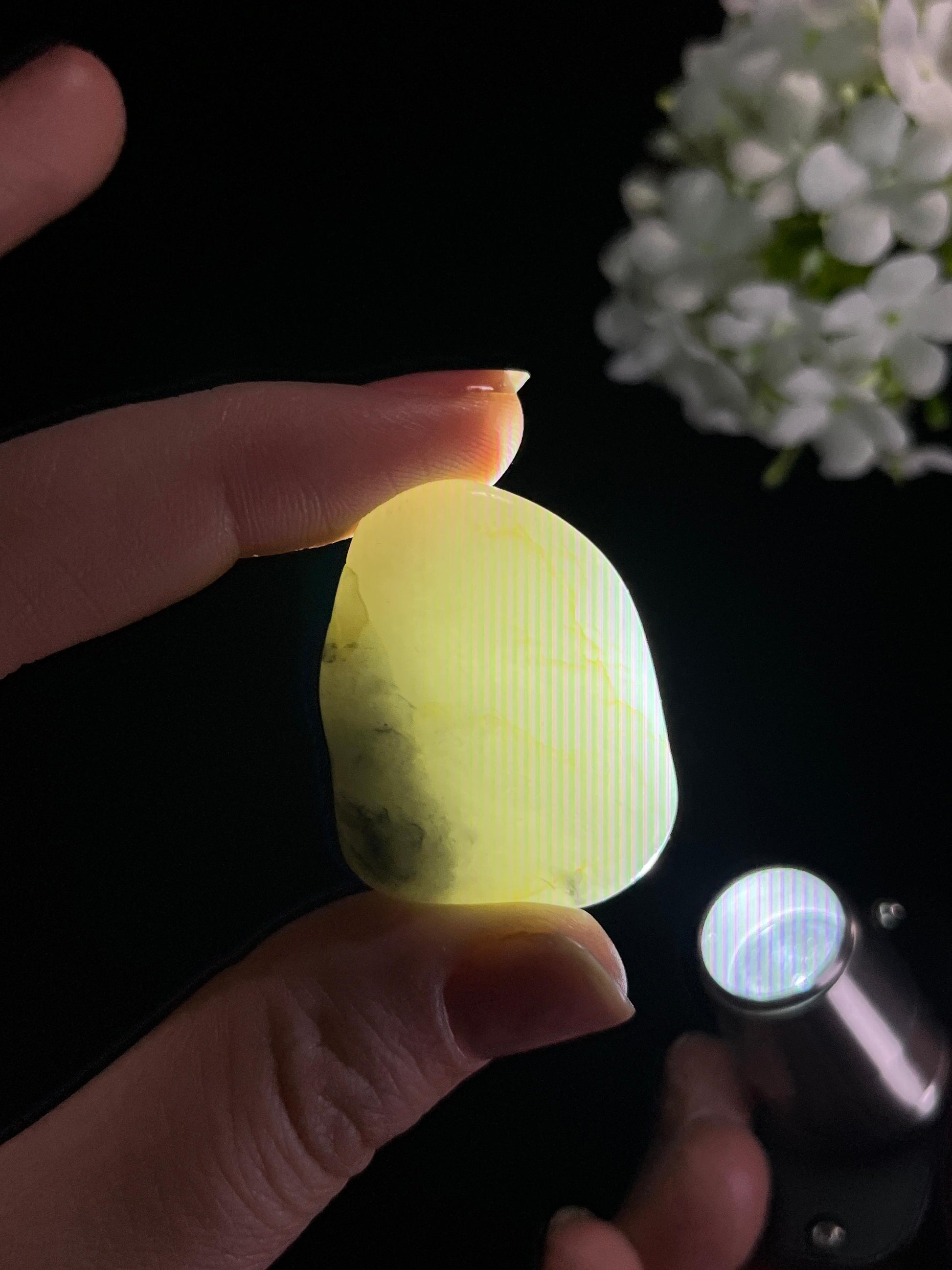 新疆天然和田玉“素白叠墨”青花籽料原石（yc277047）