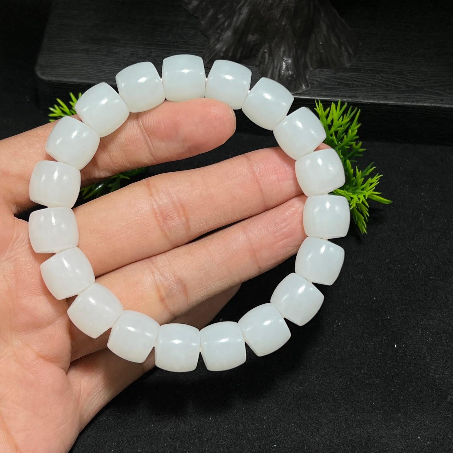 和田玉羊脂白玉直切老型珠手串（yc712922）