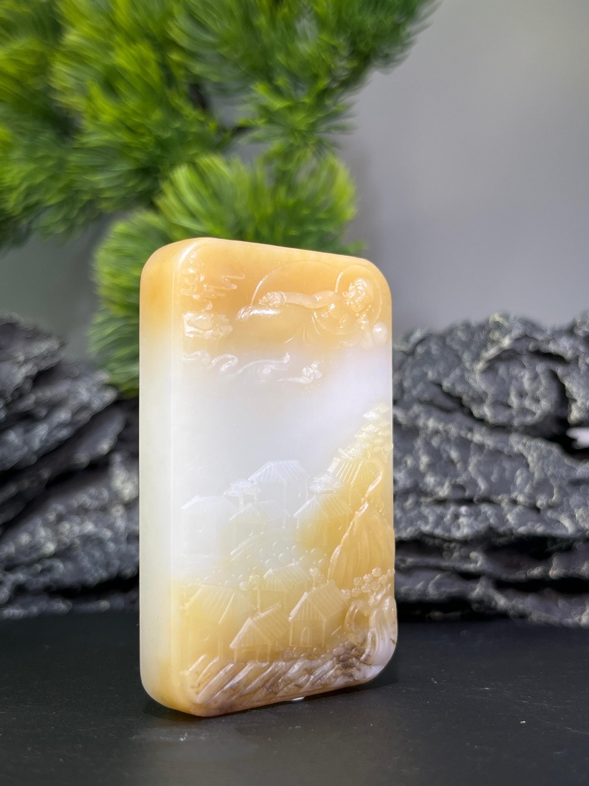 和田玉且末料山水无事牌（yc228800）