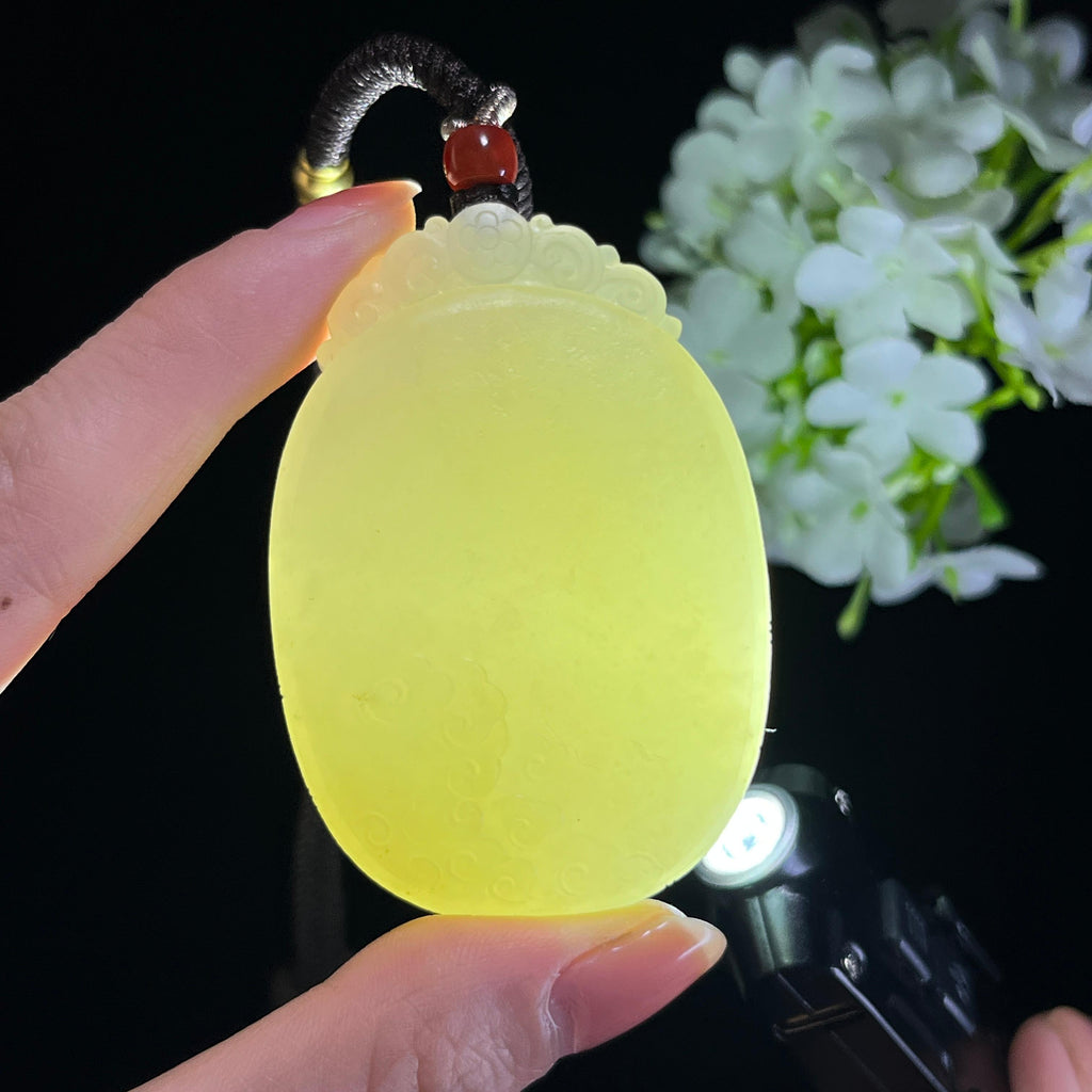 新疆天然和田玉白玉祥云浅雕籽料无事牌（yc349572）