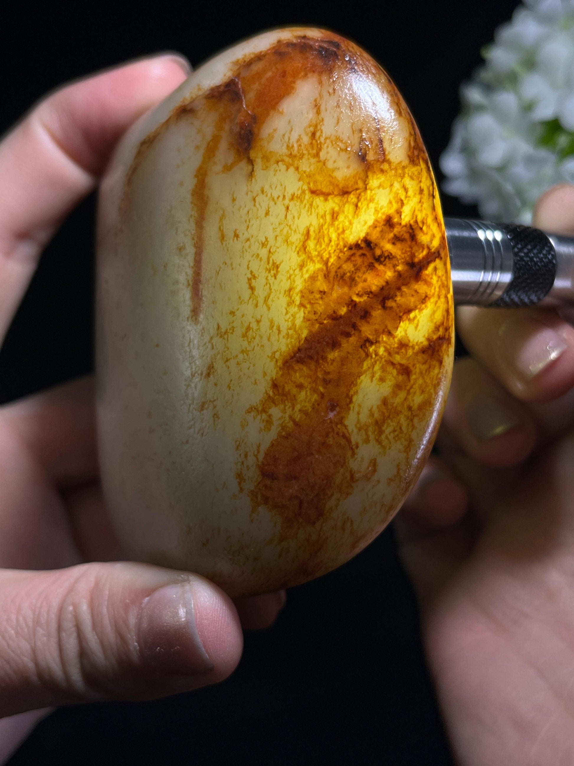 新疆天然和田玉洒金皮籽料原石小摆件（yc262830）