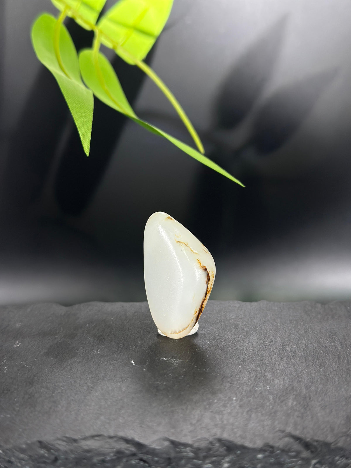 和田玉.一线红皮籽料裹一身脂白（yc783859）