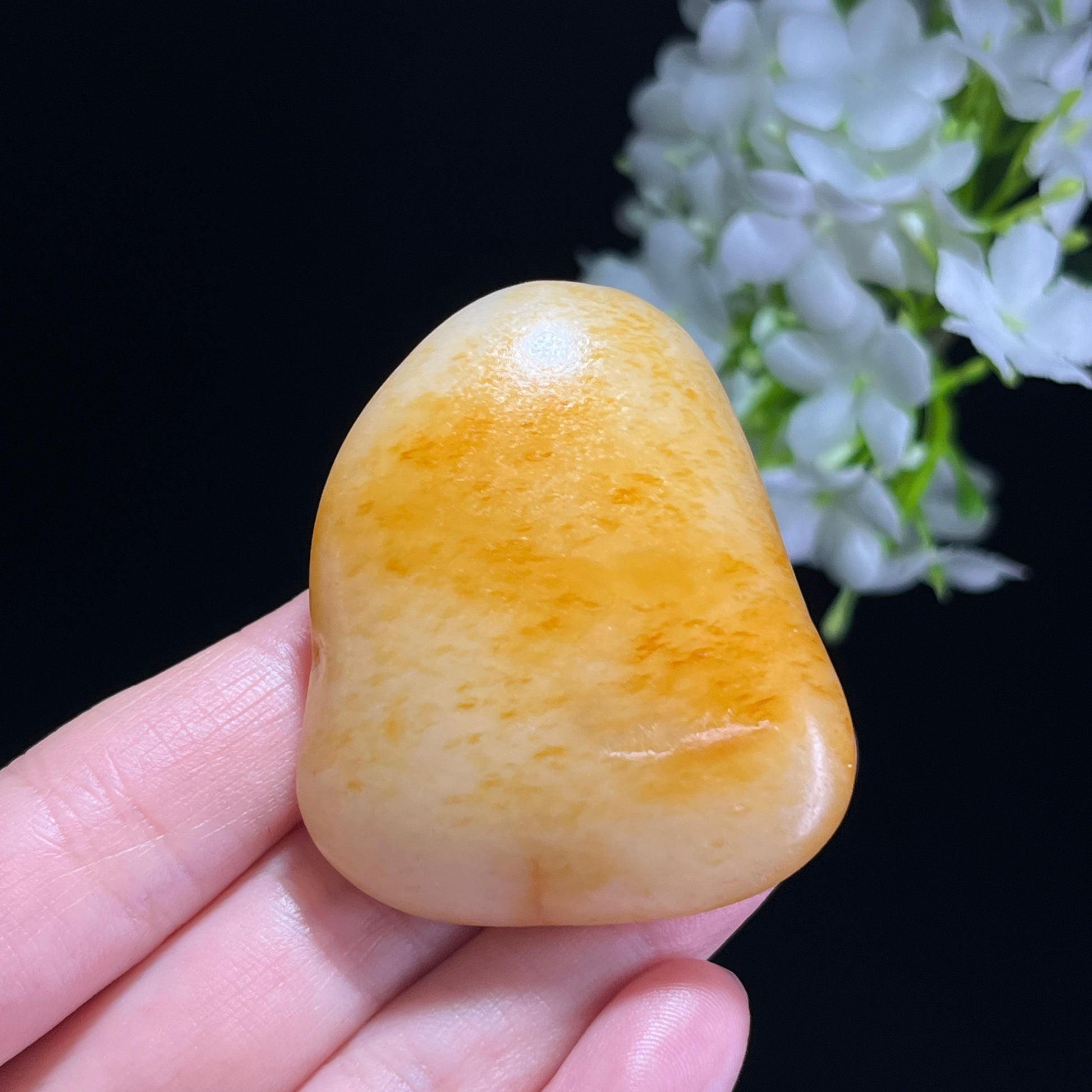 新疆天然和田玉黄沁皮特色籽料（yc345142）