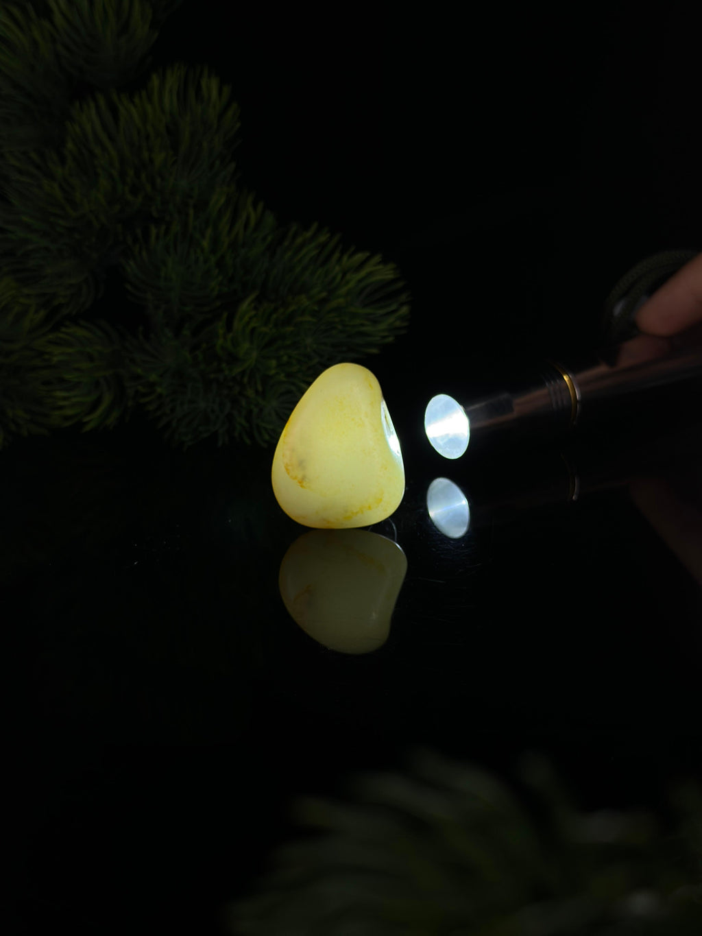 新疆和田玉白玉洒金皮精品挂件籽（yc472227）