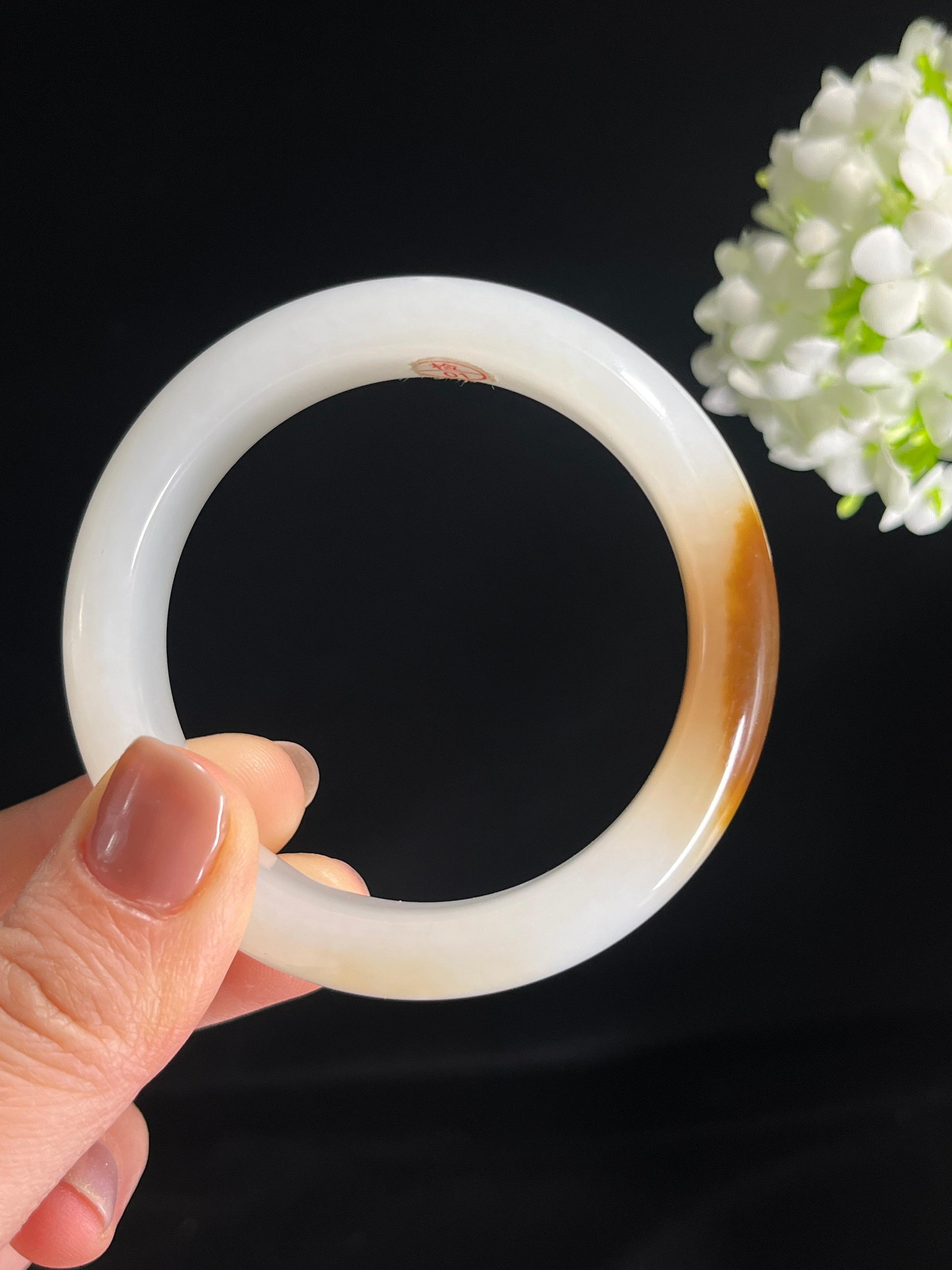 新疆天然和田玉“金糖裹月”且末糖白手镯（卡55）（yc278285）