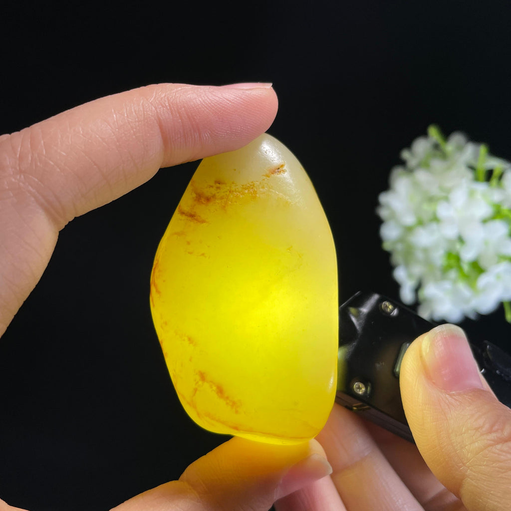 新疆和田玉“长河覆脂”白玉洒红皮籽料（yc440432）