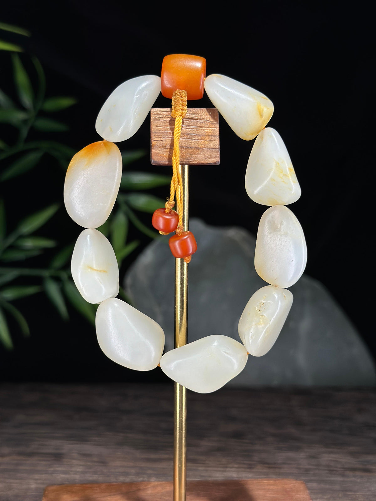 新疆和田玉精品红皮洒金皮原籽手串（9颗）（yc721466）