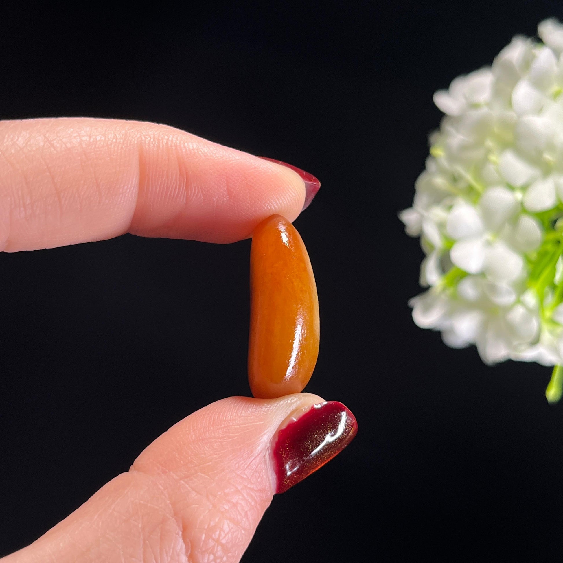 和田玉“霜林醉金”红沁籽料挂件（yc336373）