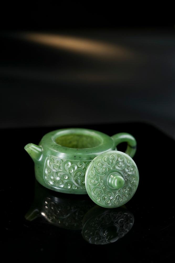 和田碧玉大师工铭刻茶壶（yc253287）