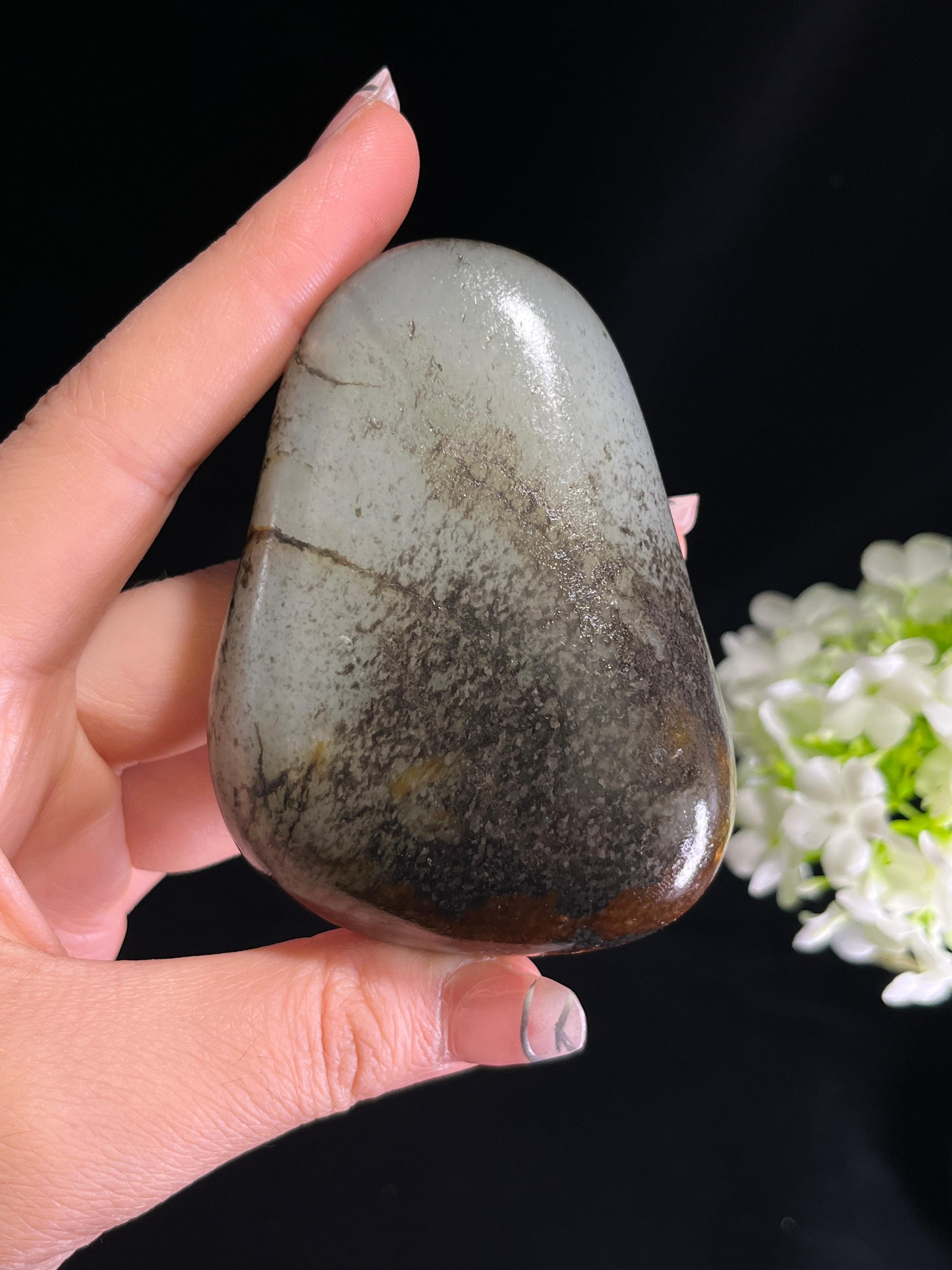 新疆和田玉天然油库籽料原石手把件（yc250206）