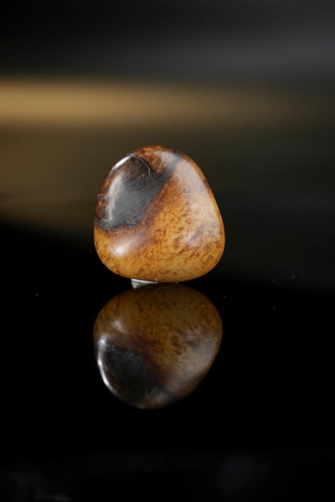 新疆天然和田玉籽料原石洒金皮挂件（yc253507）