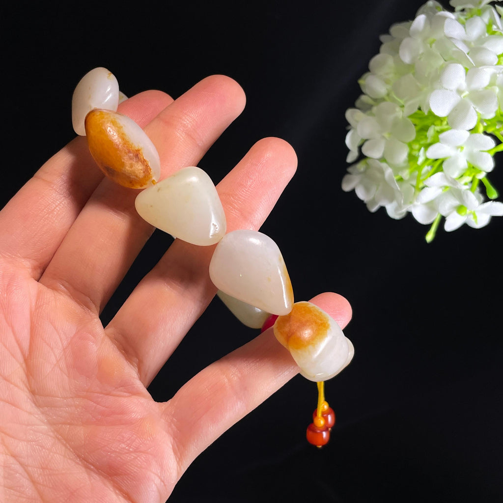 和田玉白玉洒金皮红皮黄沁皮原籽手串（yc356669）