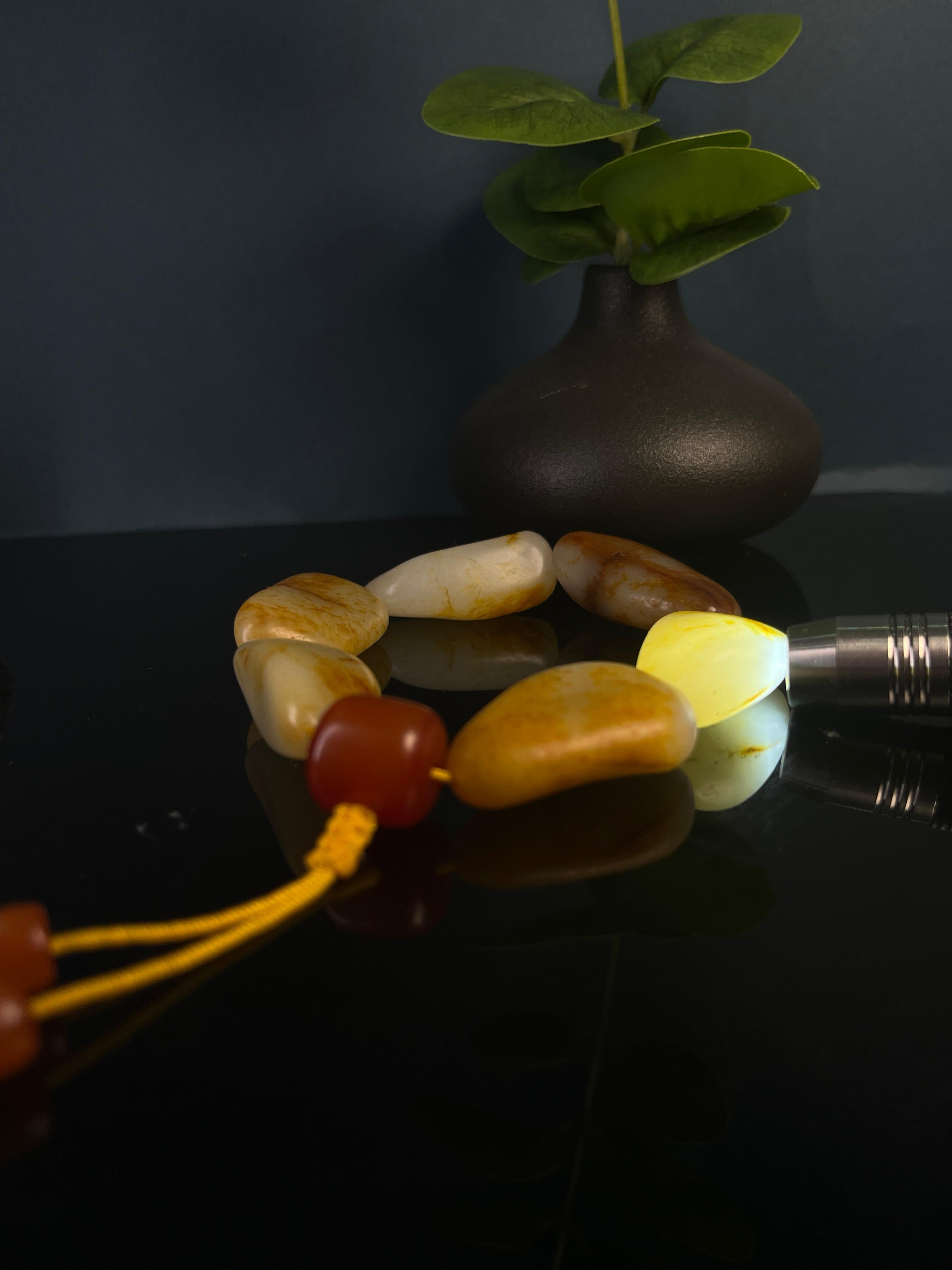 新疆和田玉沁色皮籽料原石手链2（yc223471） – 添福玉器