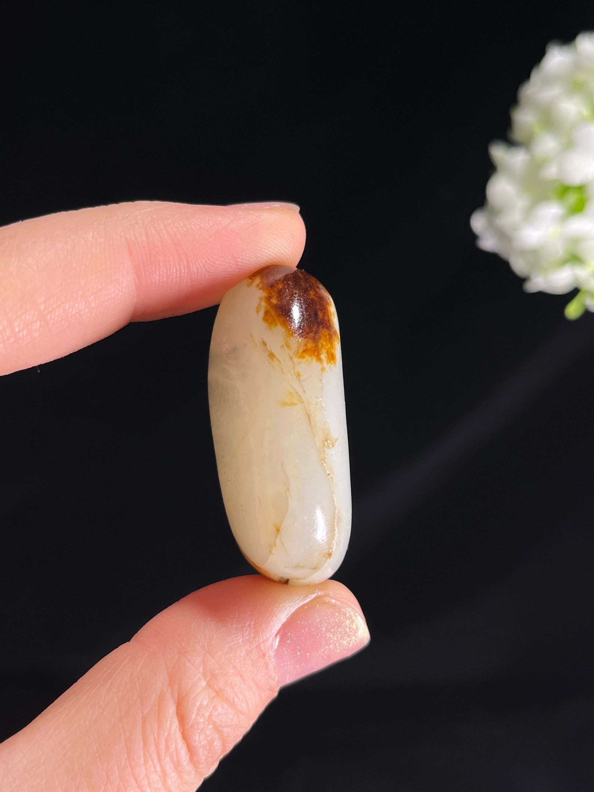 和田玉白玉聚红皮籽料原石（yc265663）