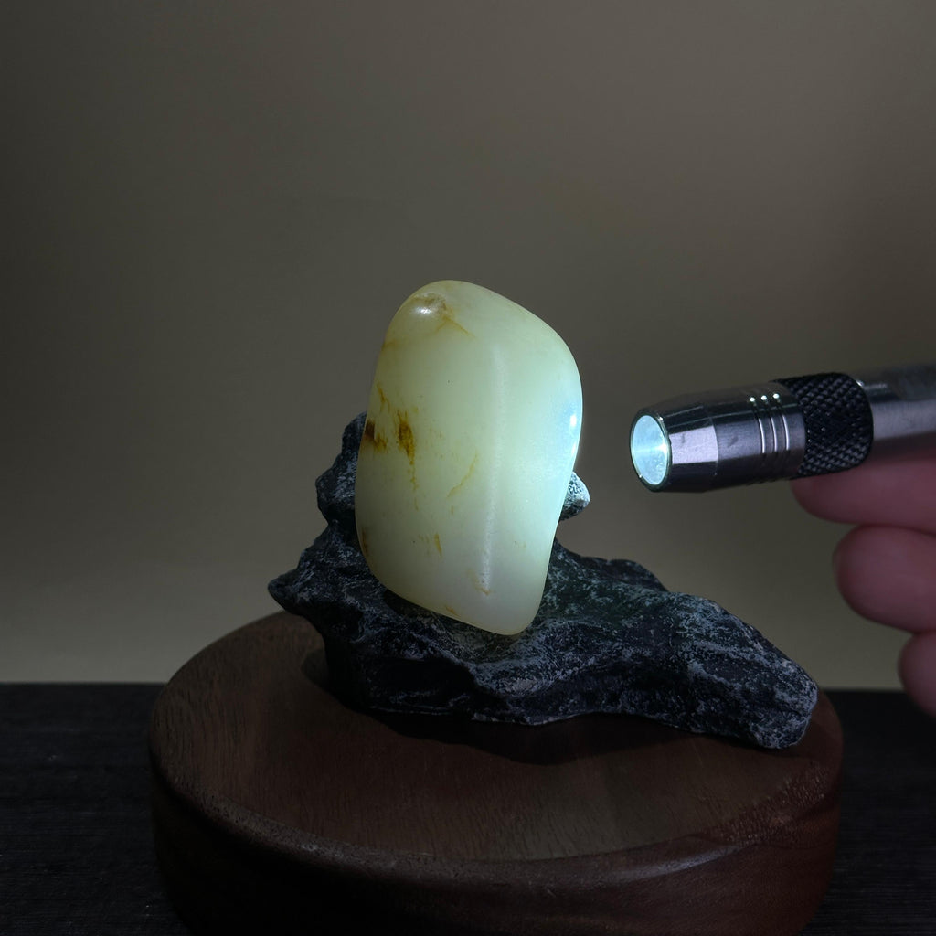 和田玉洒金皮籽料原石（yc207506）