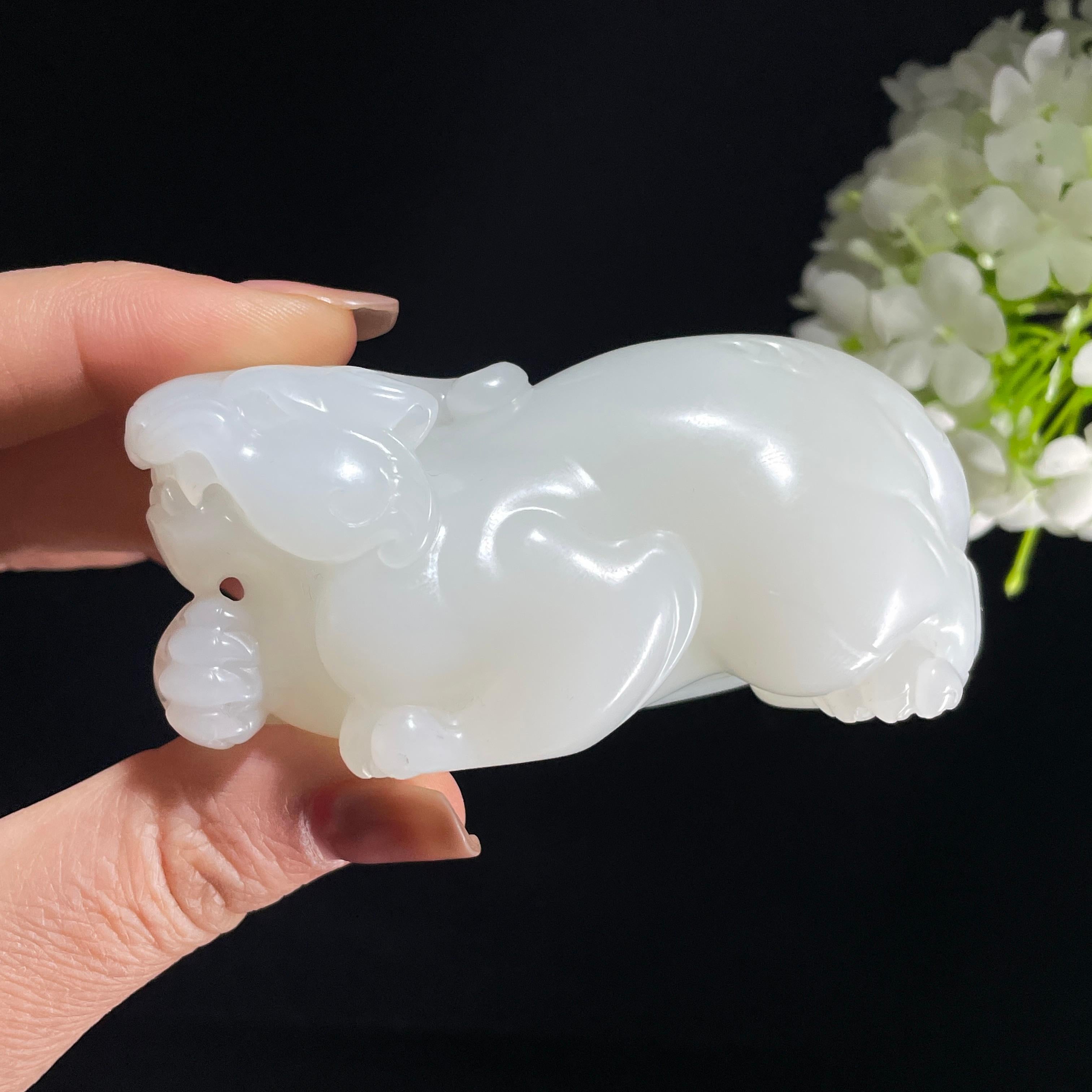 和田玉羊脂白玉貔貅雕刻把件（yc389149） – 添福玉器