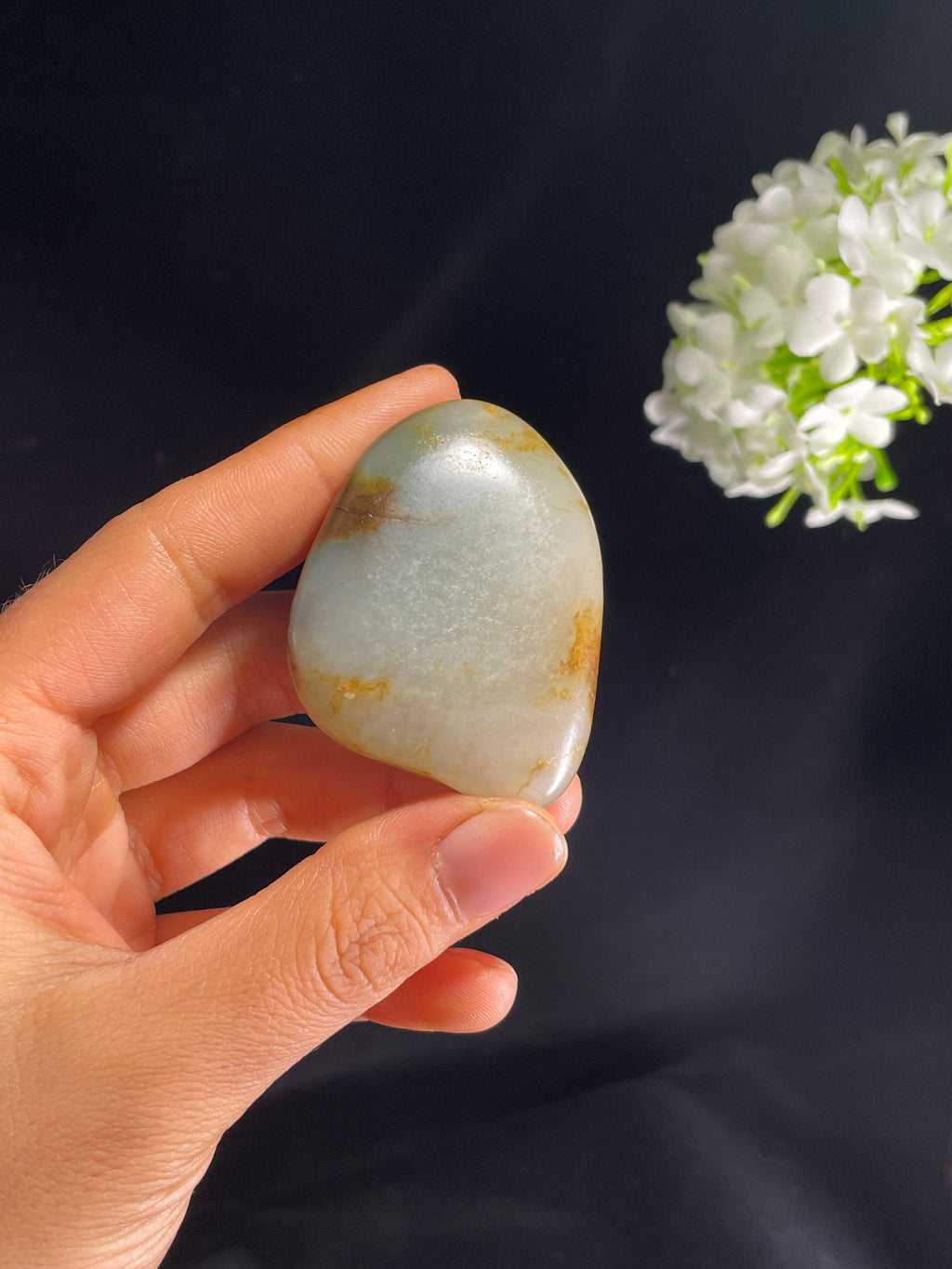 和田玉白玉带翠青聚红皮籽料原石（yc264634）