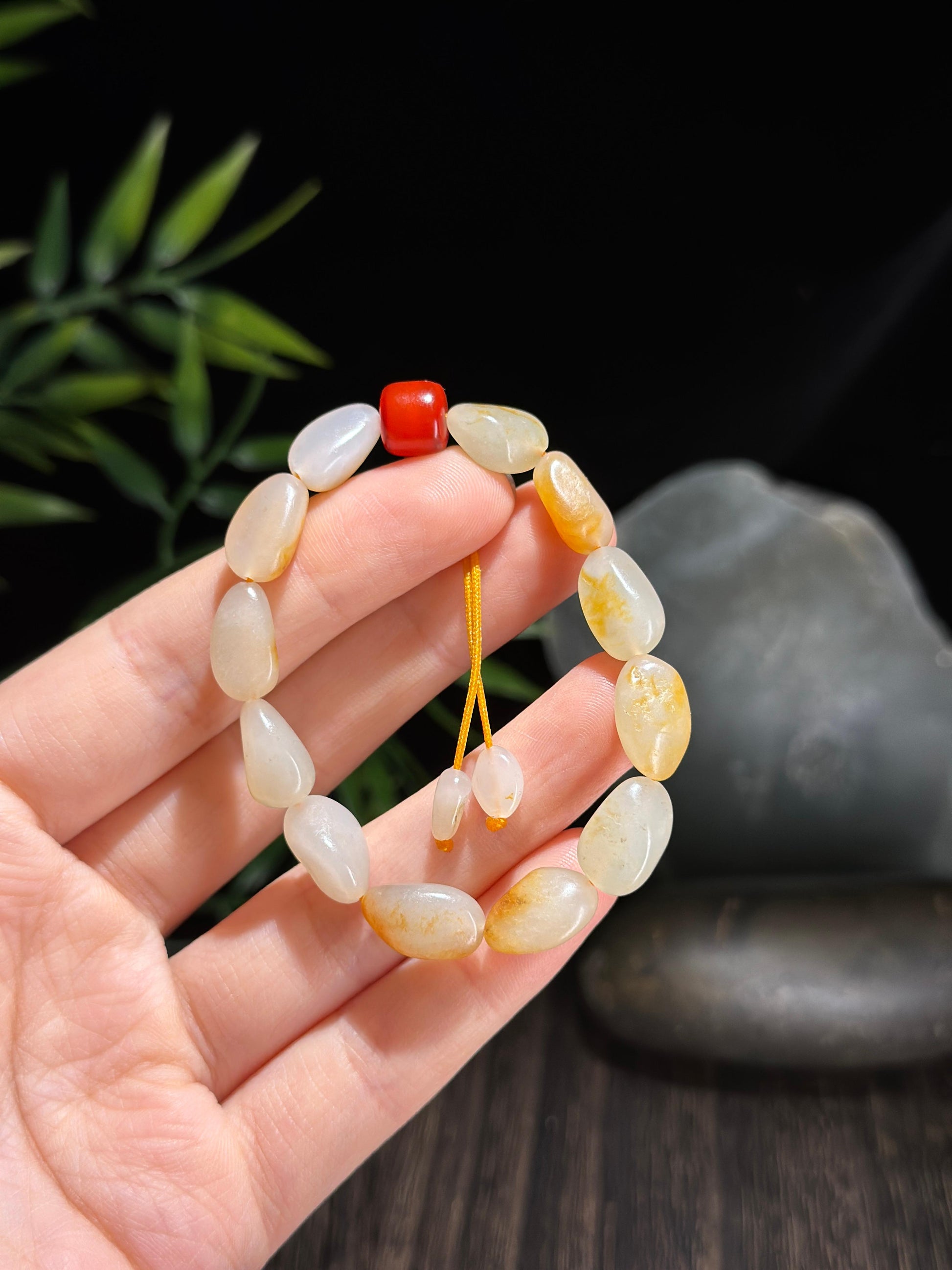 新疆和田玉红皮洒金皮小籽手串（14颗）（yc713707）