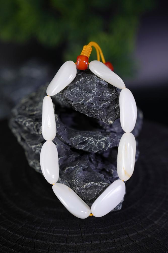 新疆和田玉高青白籽料手串（原籽无修）（yc229774）