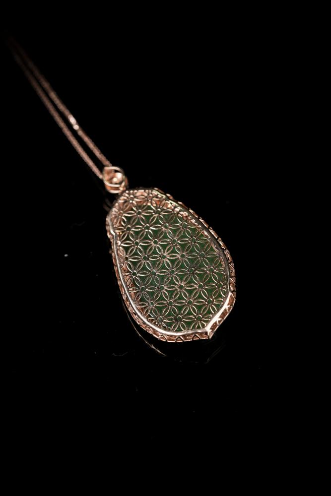 18k玫瑰金镶碧玉弥勒佛雕刻挂件（yc253271）