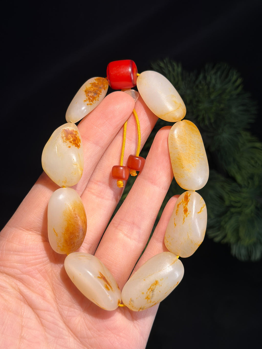 新疆和田玉珍品洒金皮红皮原籽手串（8颗）（yc535219）