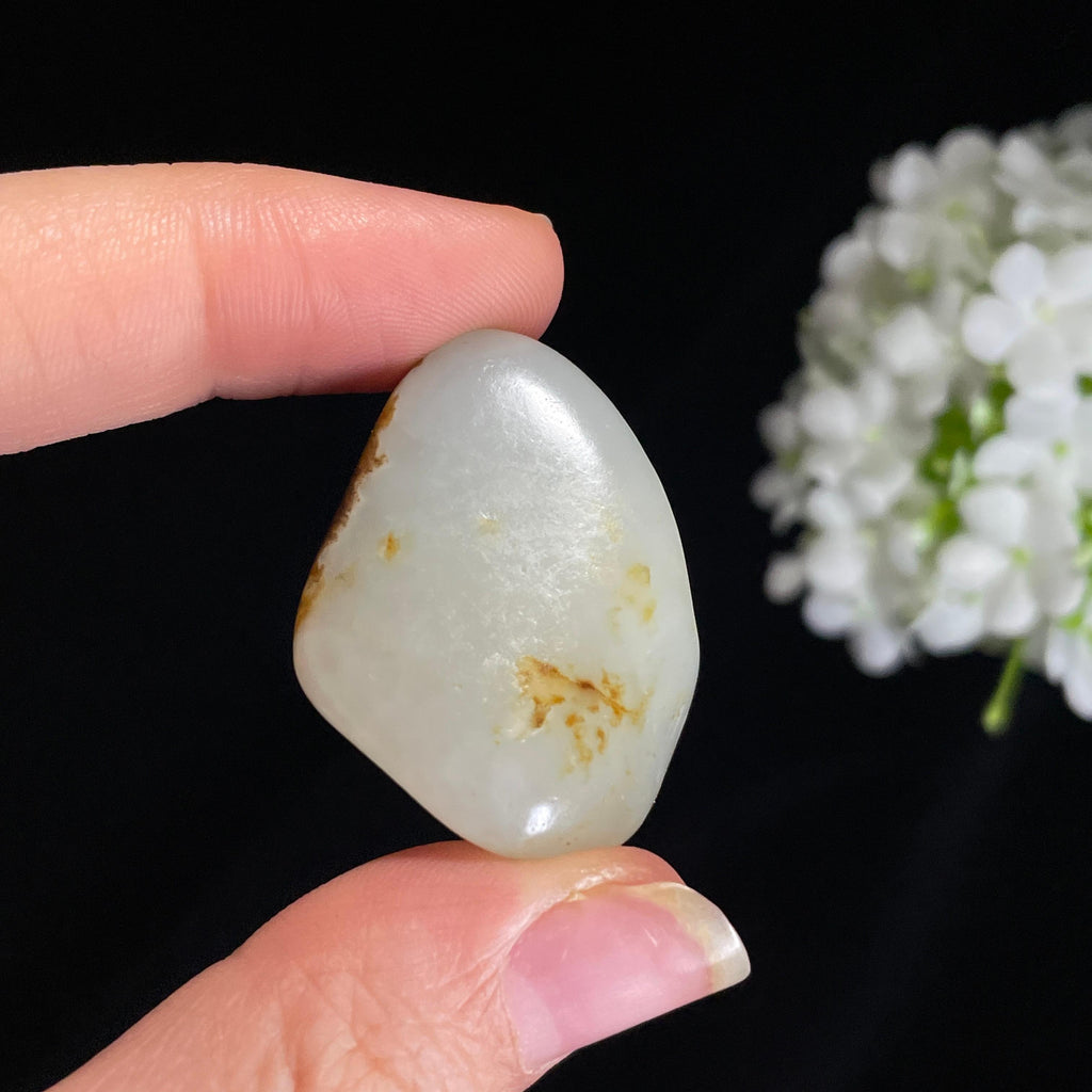 和田玉高青白“丹砂覆雪”黑红皮籽料（yc417366）