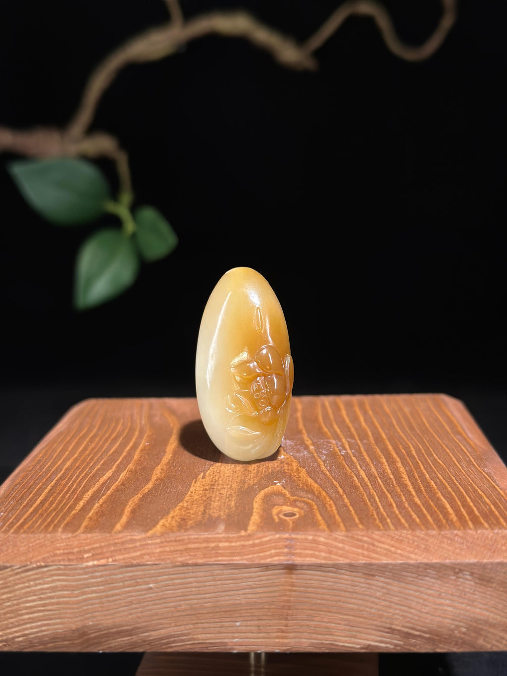 和田玉.糖白禅意莲花吊坠（yc774151）