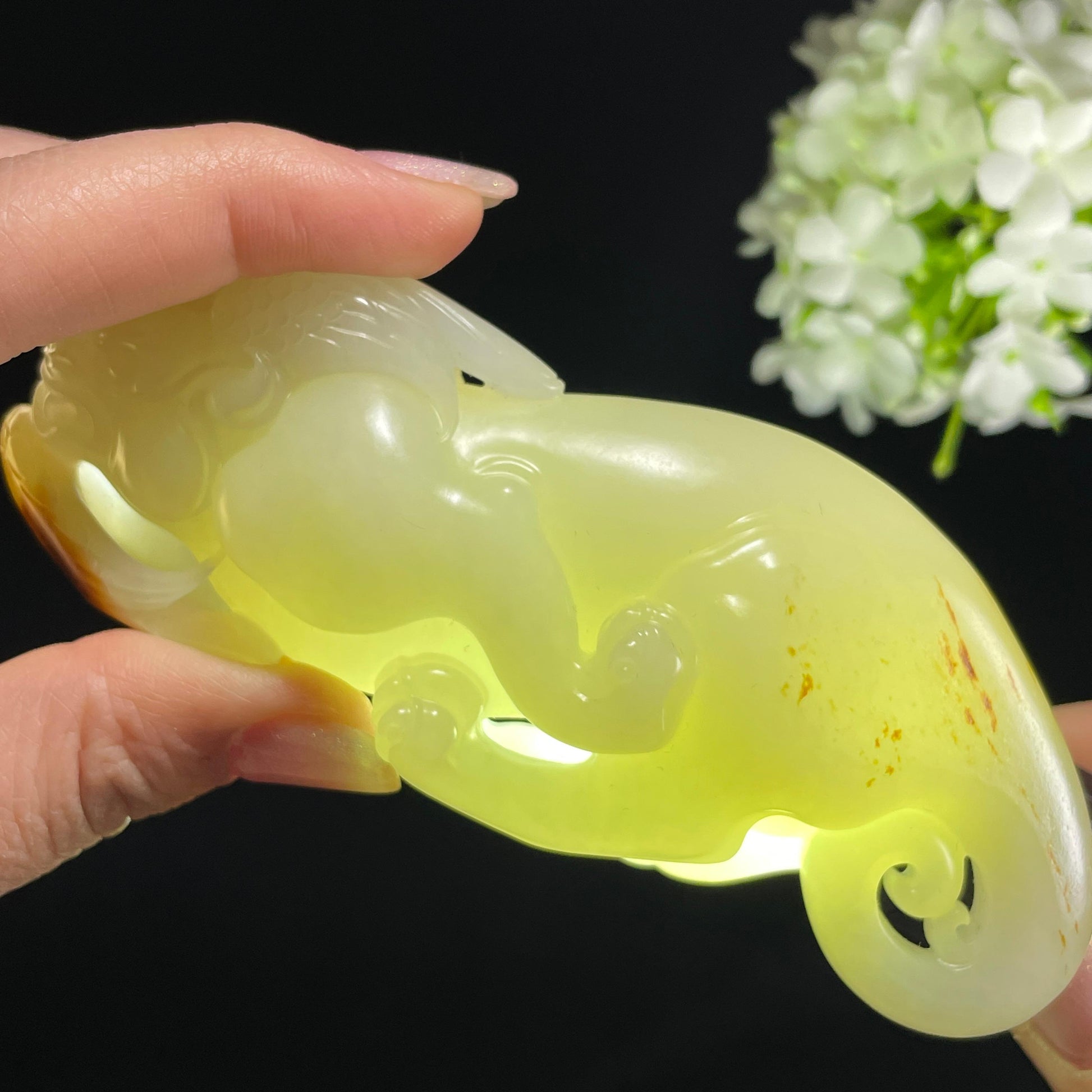 和田玉白玉红皮“玉貅奔喜”貔貅雕刻（yc355940）