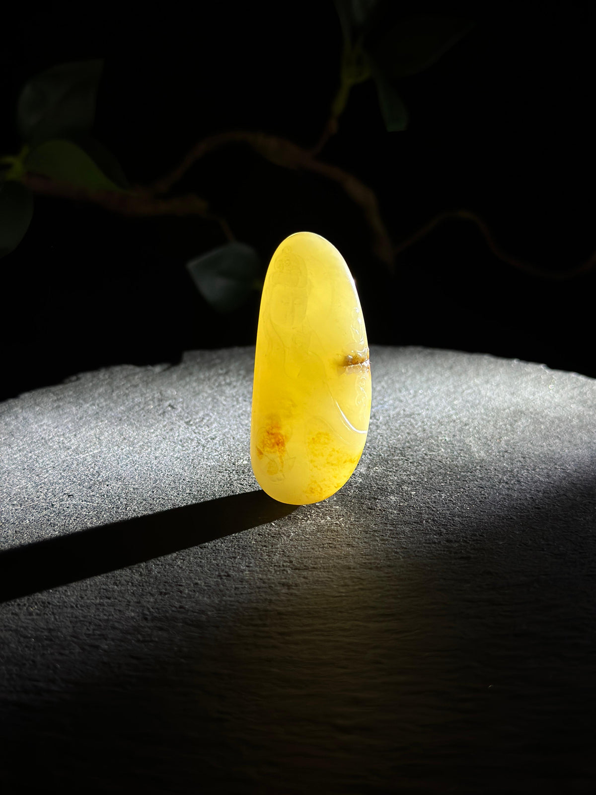 和田玉.籽料洒金皮观音吊坠（yc777213）