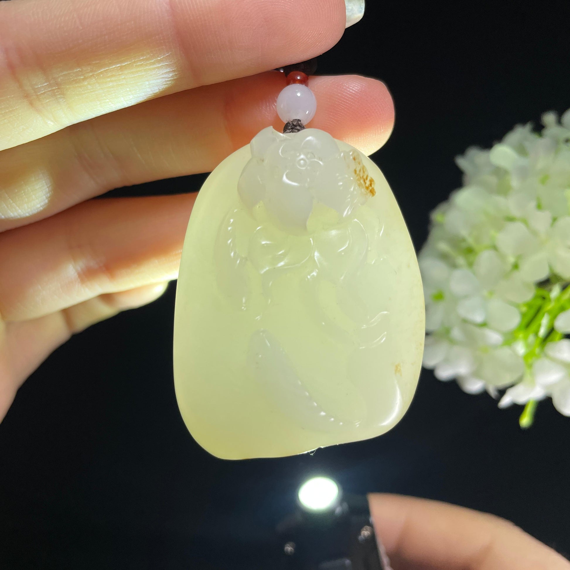 和田玉白玉红皮籽料连年有余雕刻挂件（yc393159）