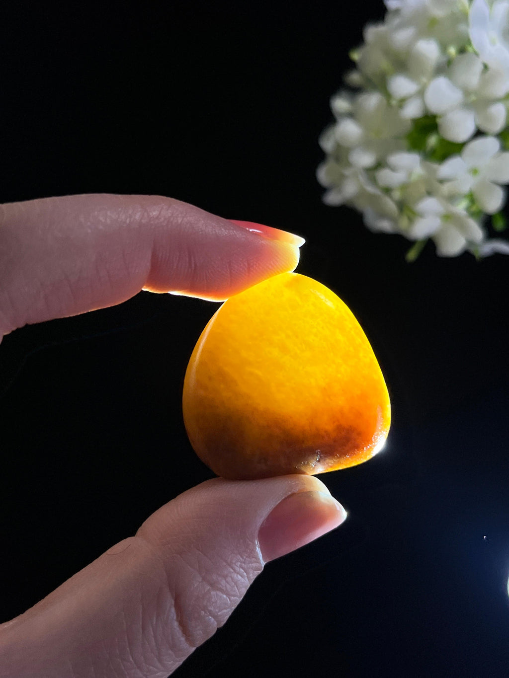 新疆天然和田玉“蜜蜡凝心”金包银籽料原石（yc276821）