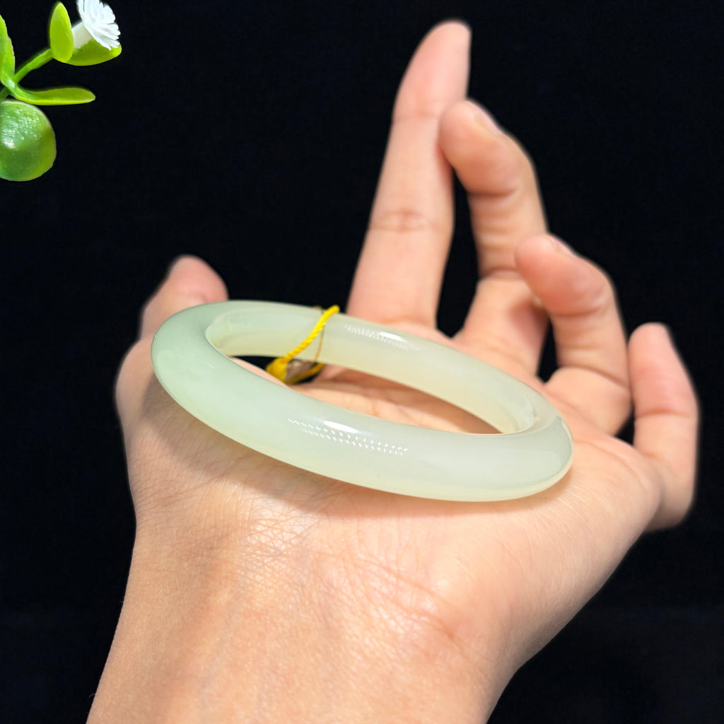 精品和田玉高冰底带翠手镯（yc786839）