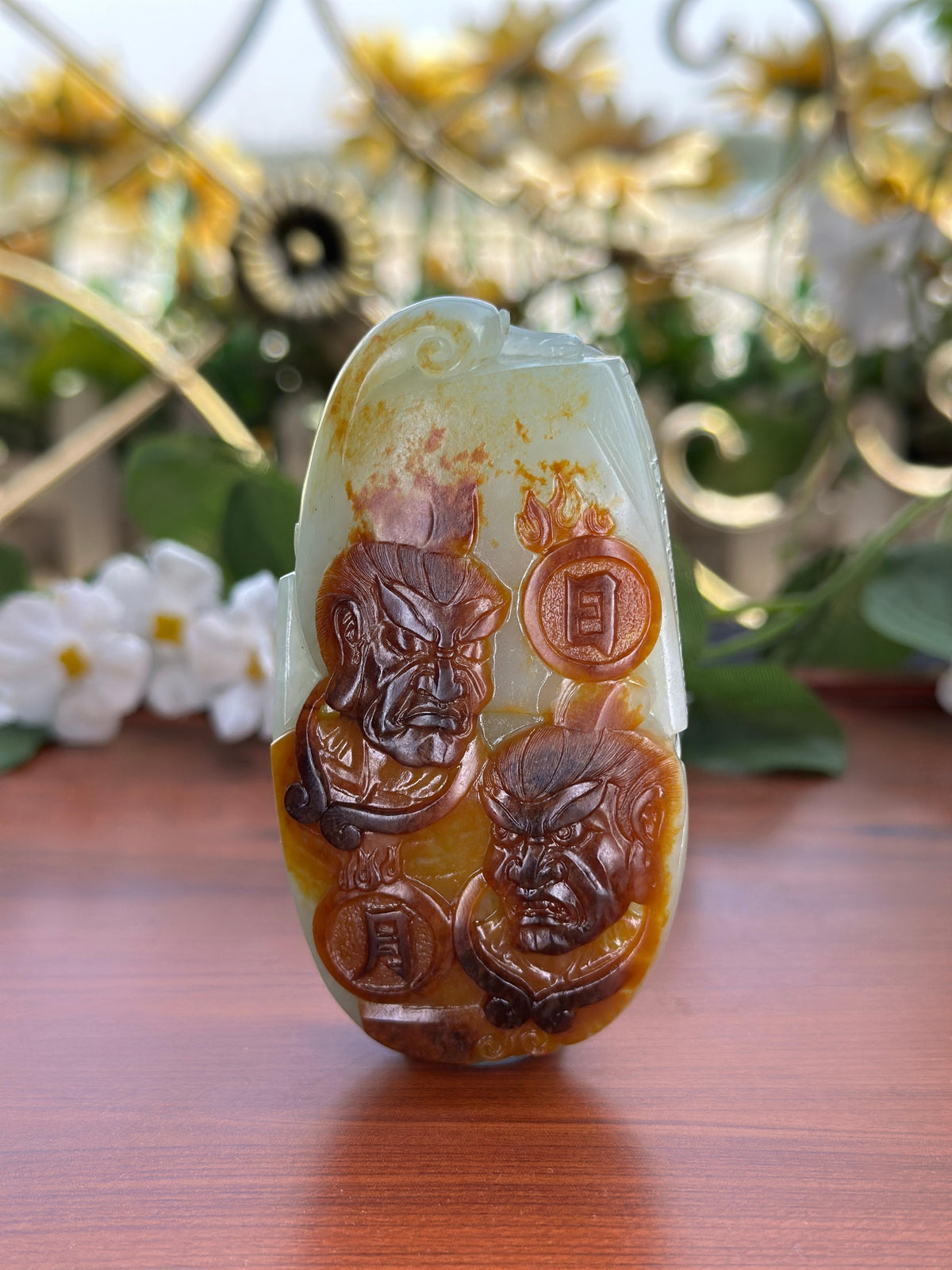 新疆和田玉珍品红皮籽料日月门神俏色雕手把件（yc707940）