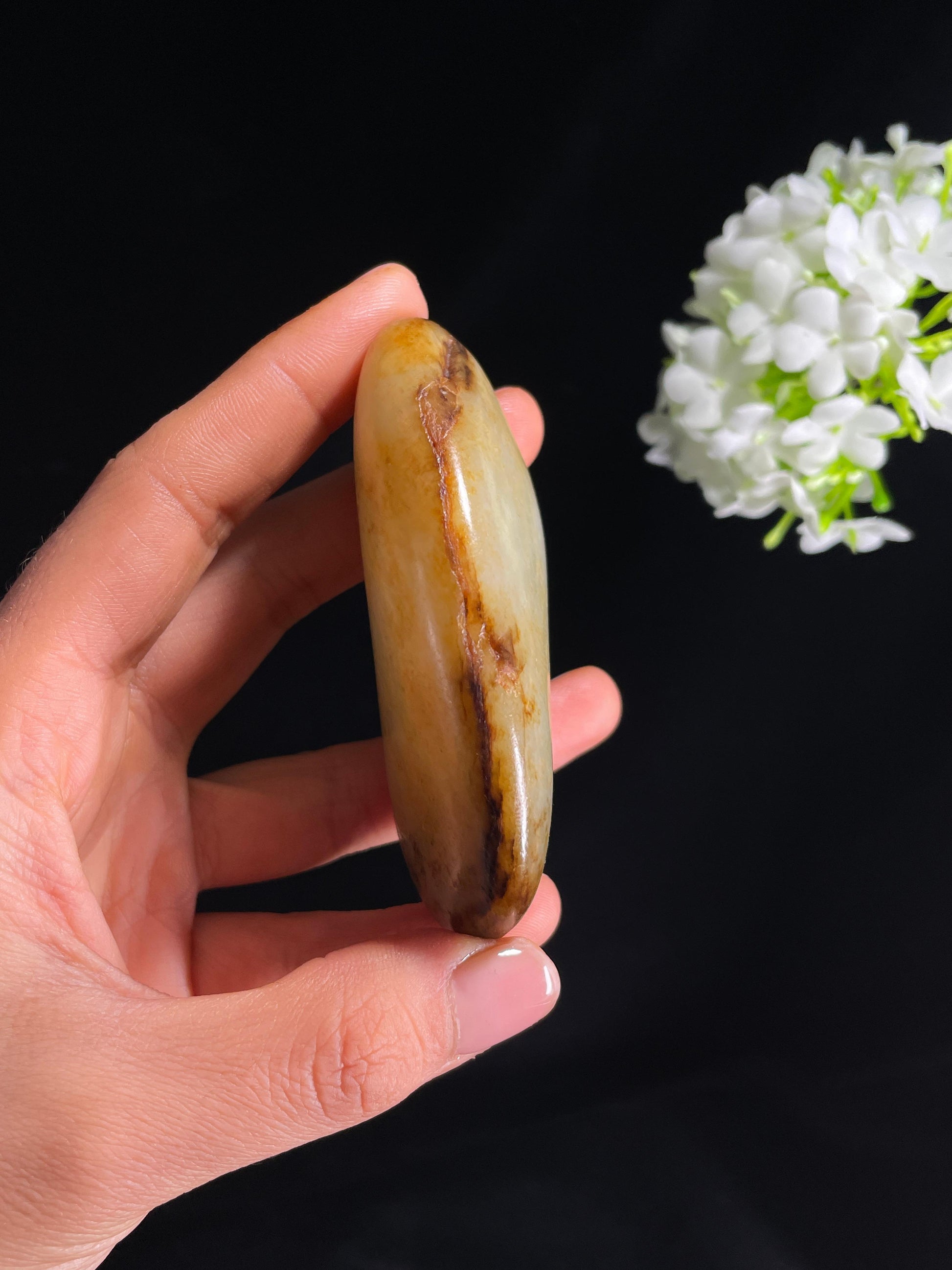 和田玉秋梨皮洒金皮籽料原石（yc265000）