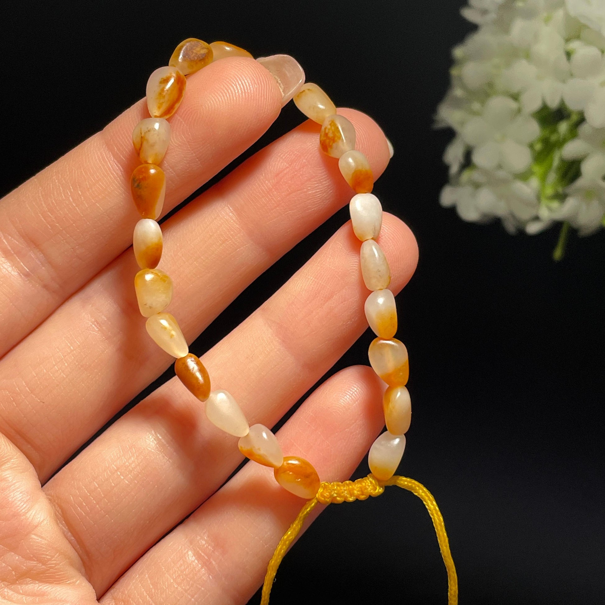 新疆天然和田玉红皮白肉原籽手串（yc355861）