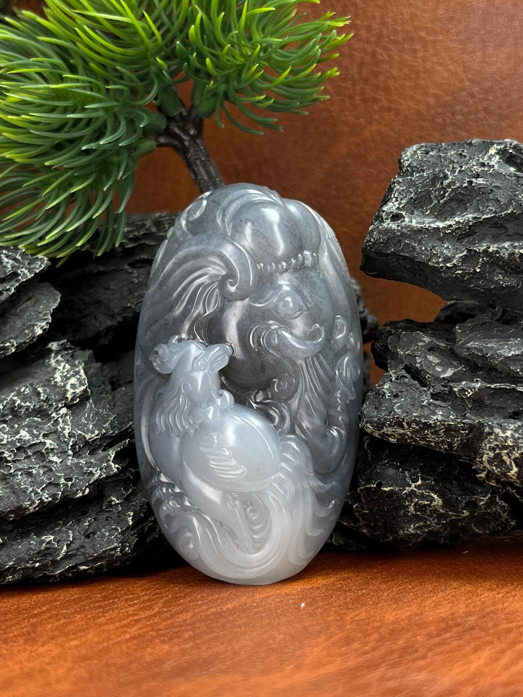 和田玉青花籽料“吉祥如意”雕刻手把件（yc222735）