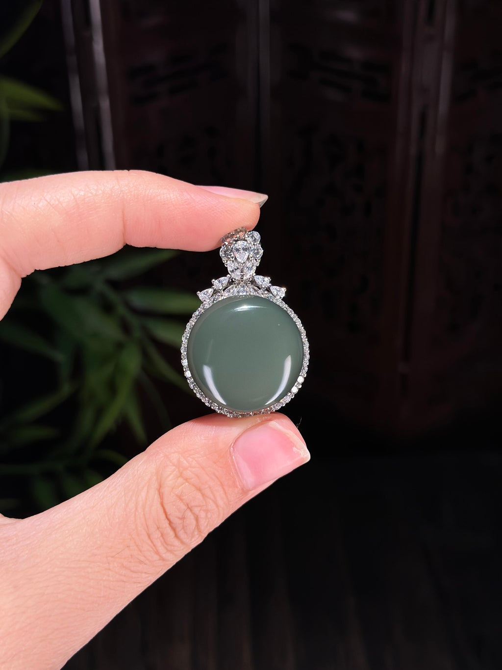 和田玉精品925银镶正圆蛋面挂件（yc702748）