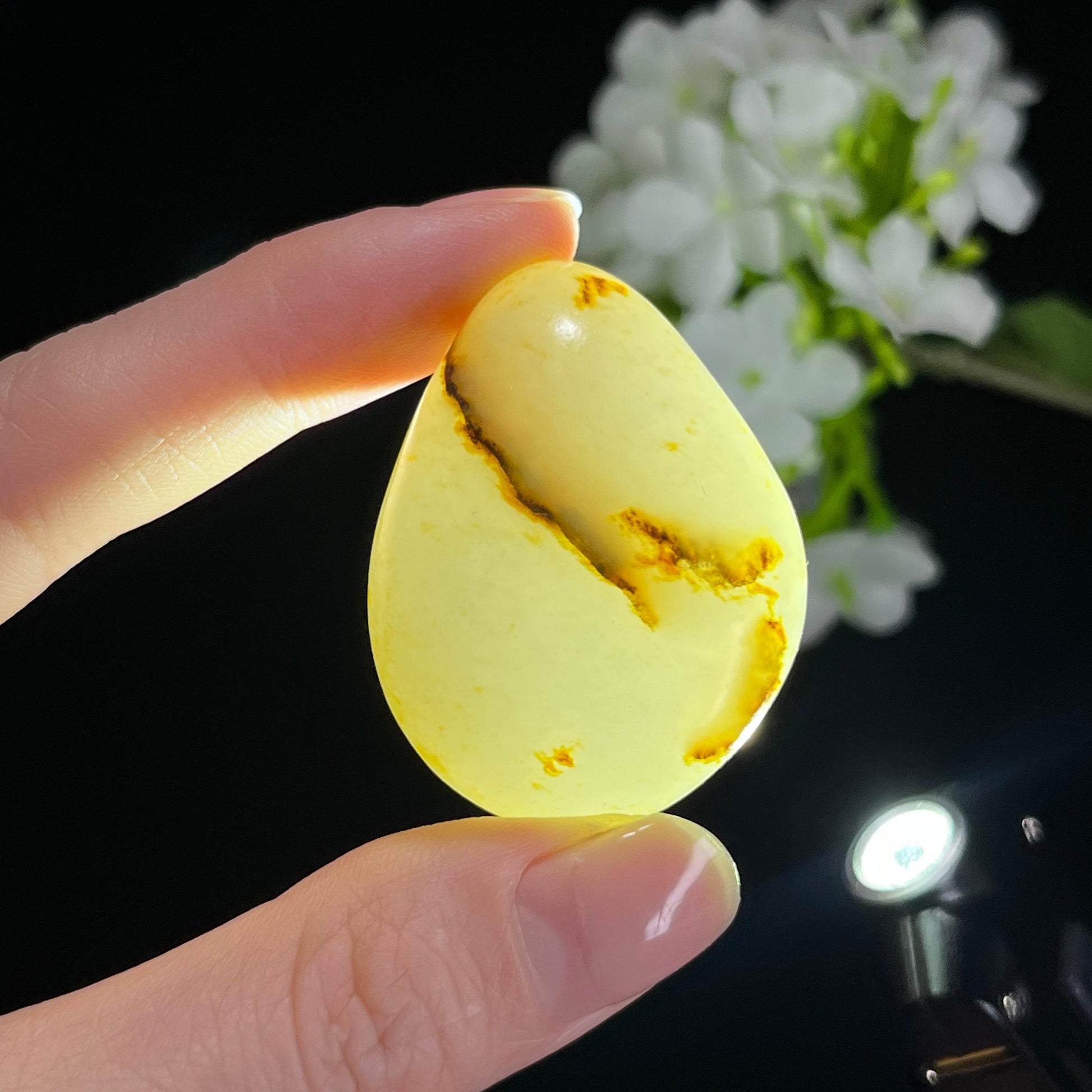 和田玉白玉意境虎皮纹籽料原石（yc308375）