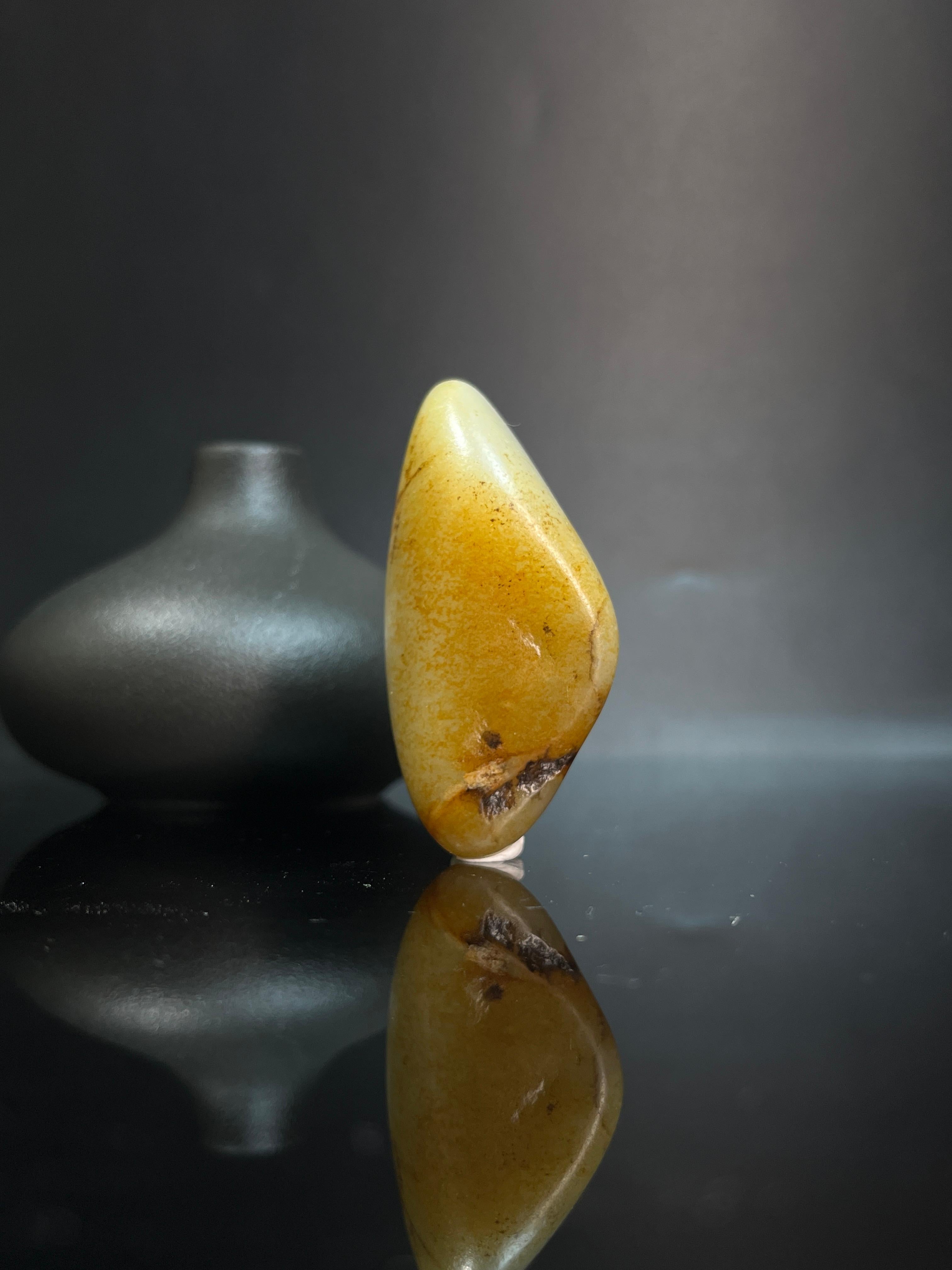 新疆和田玉白玉意境洒金皮籽料原石（yc240642） – 添福玉器